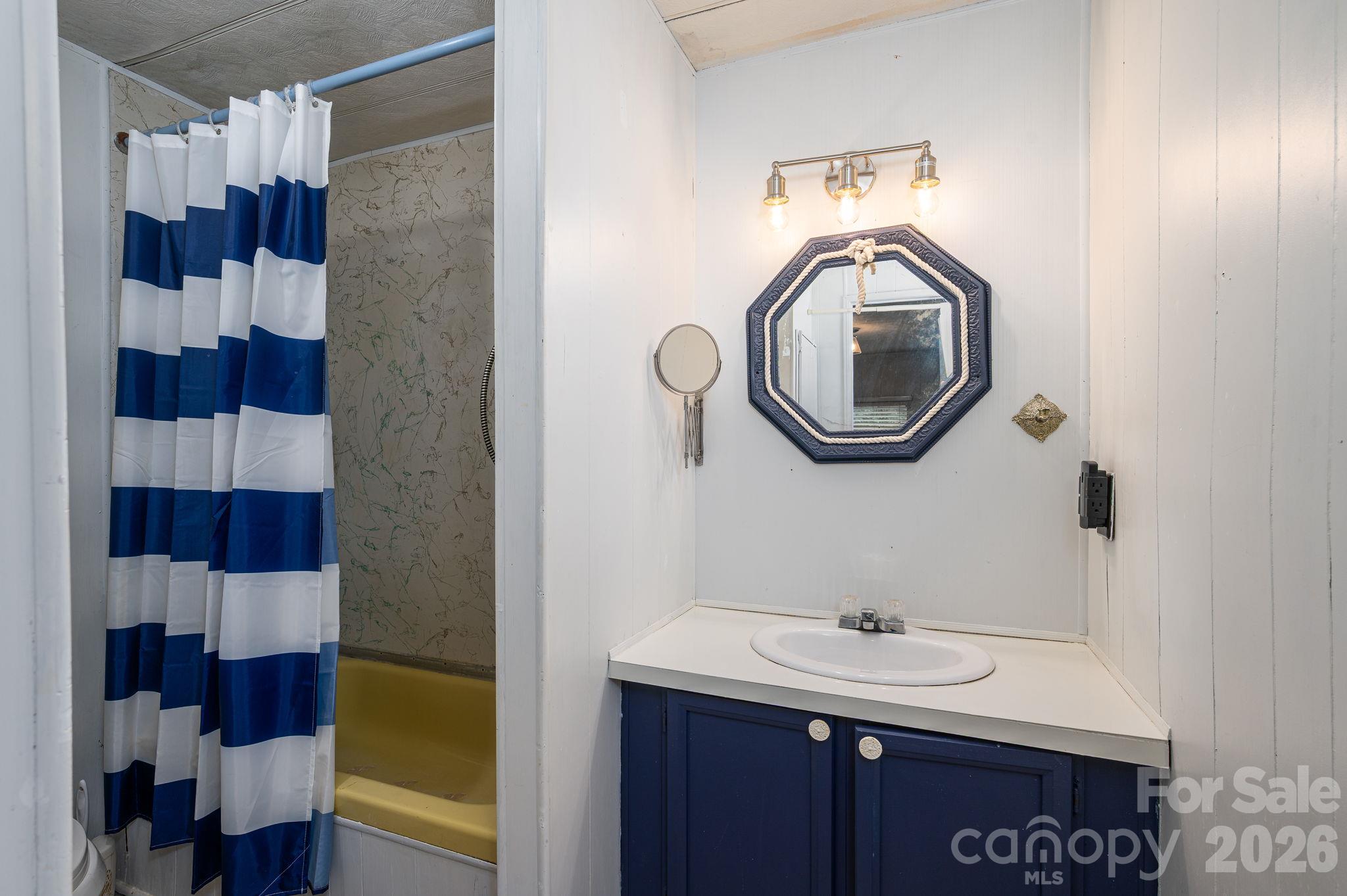 343 Carr Drive Property Photo 13