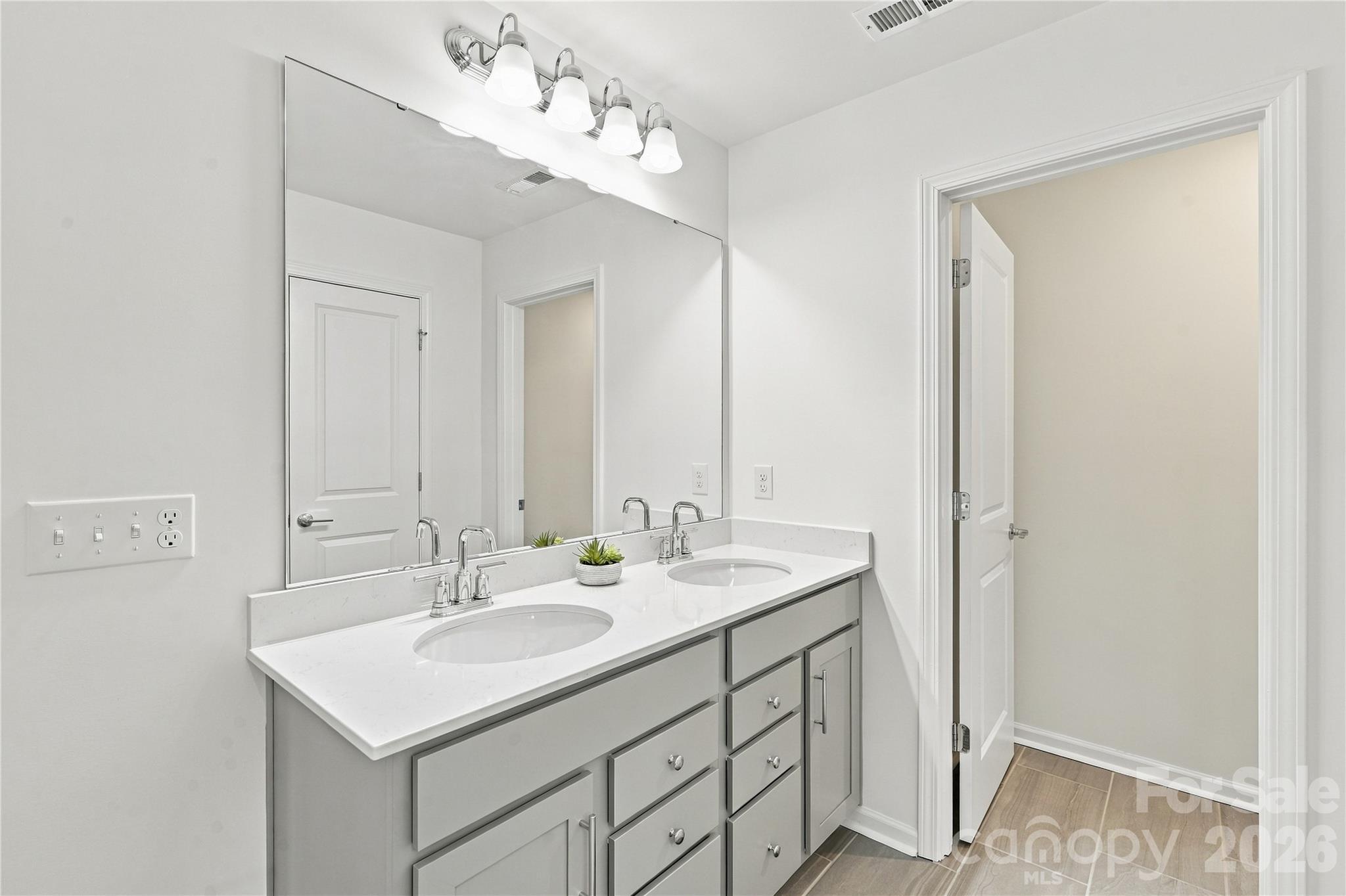 11126 Glasden Road Property Photo 34