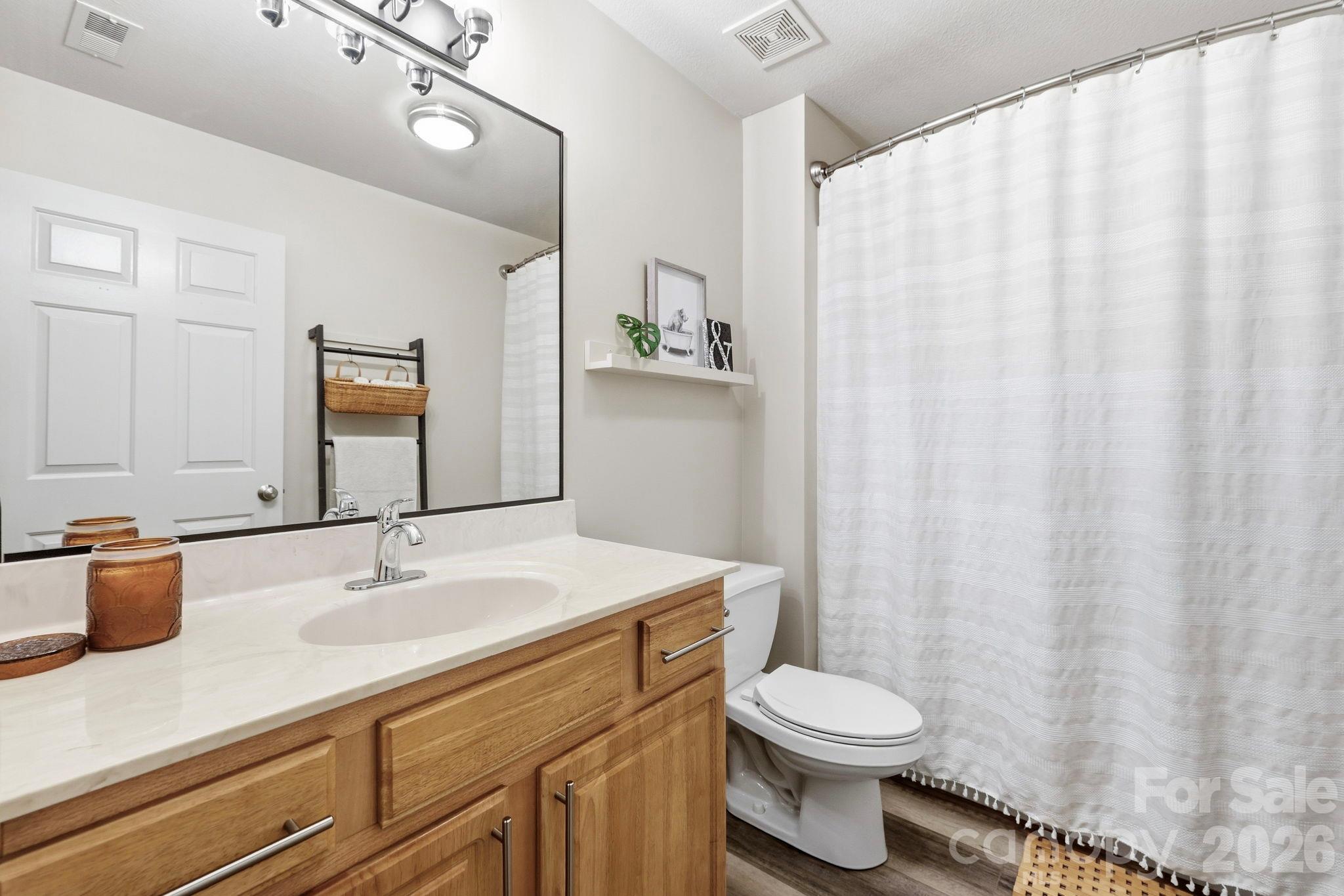 805 Carlyle Way Property Photo 17