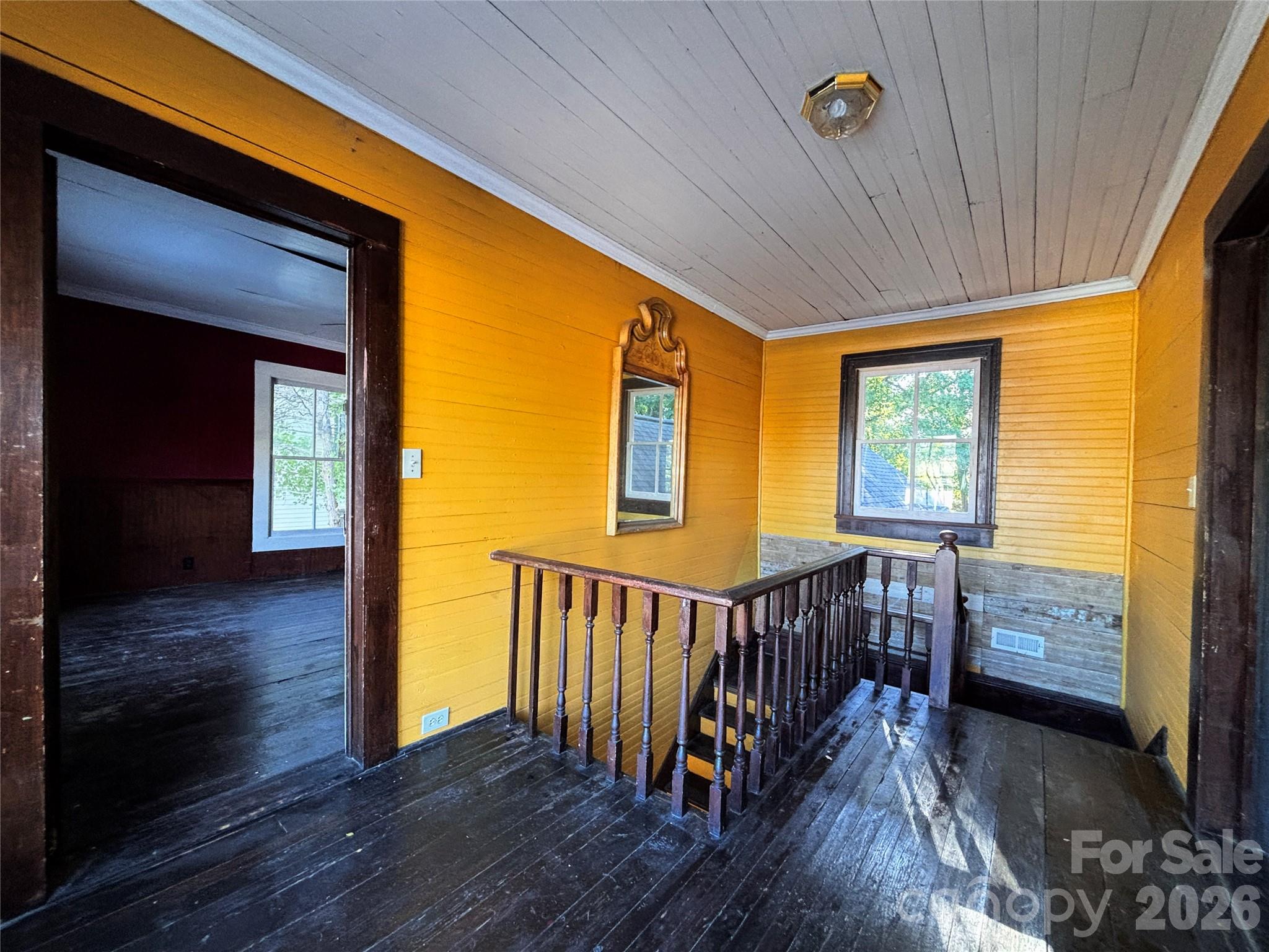 907 S Fulton Street Property Photo 15
