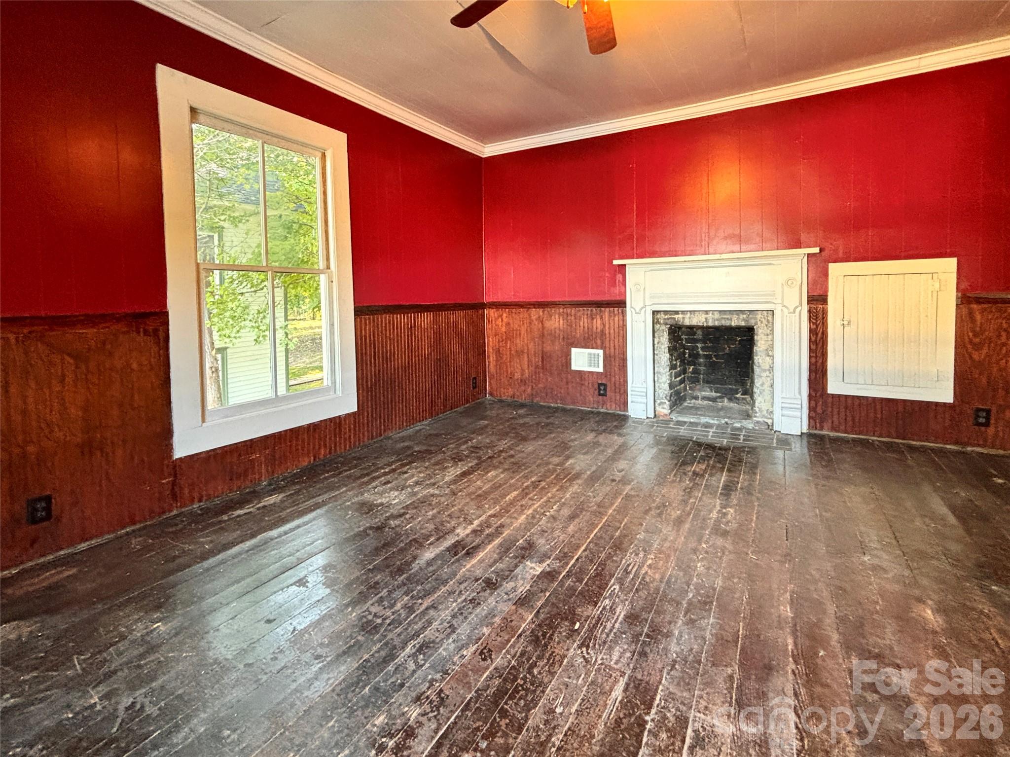 907 S Fulton Street Property Photo 17