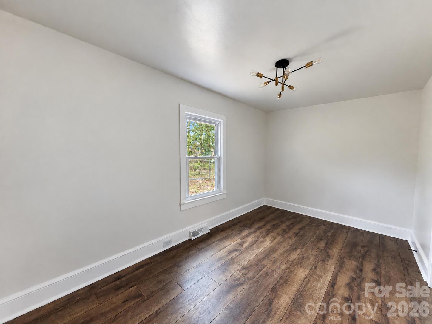 905 Gantt Street Property Photo 5