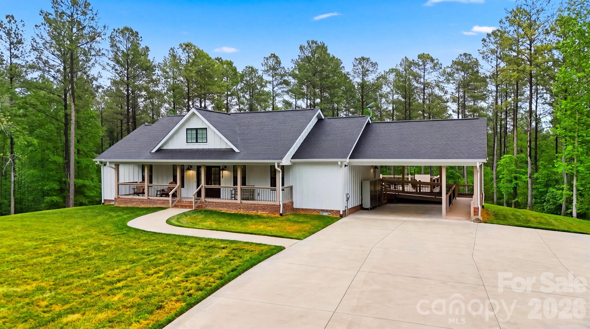 2889 Connelly Springs Road Property Photo 2