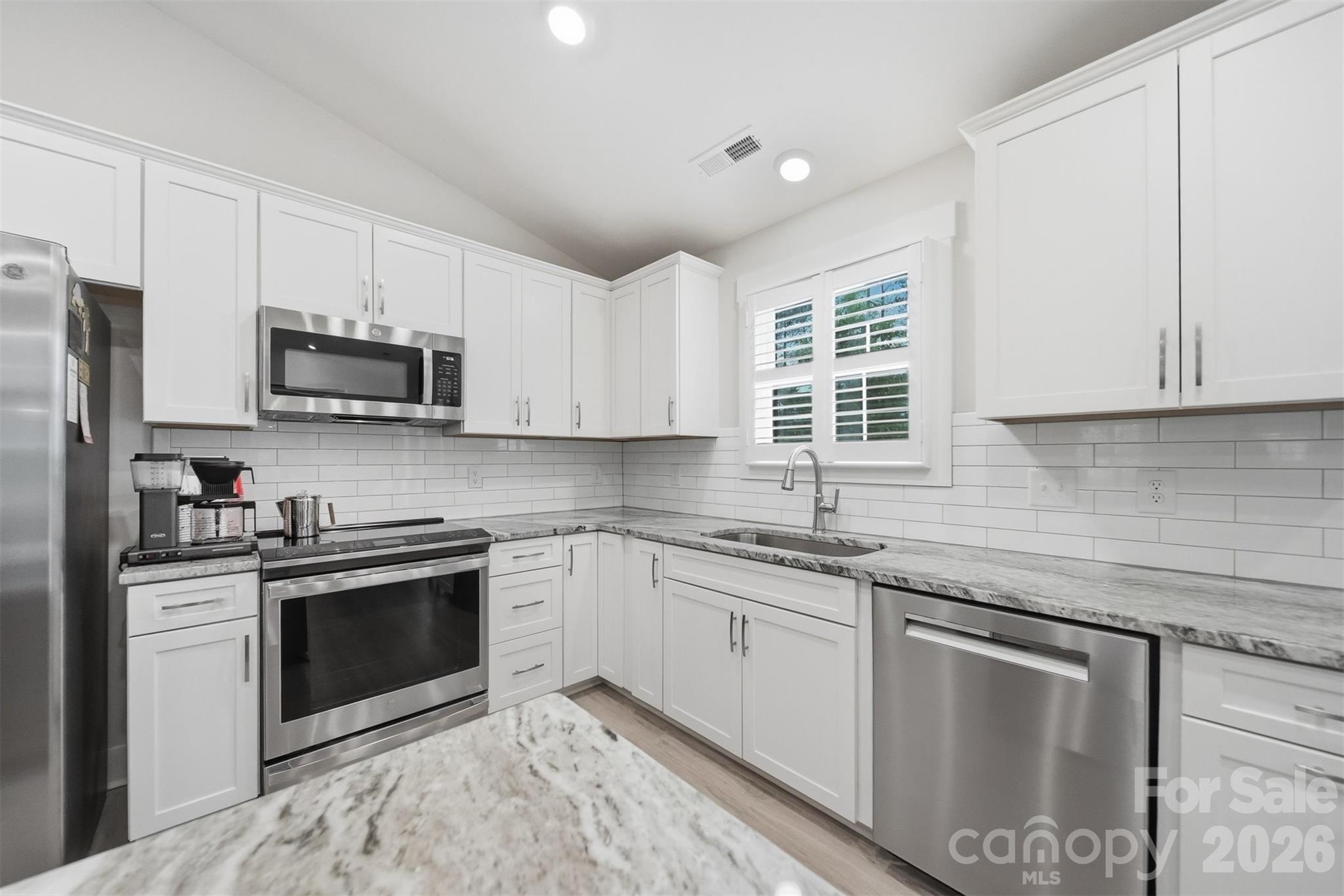 2889 Connelly Springs Road Property Photo 18
