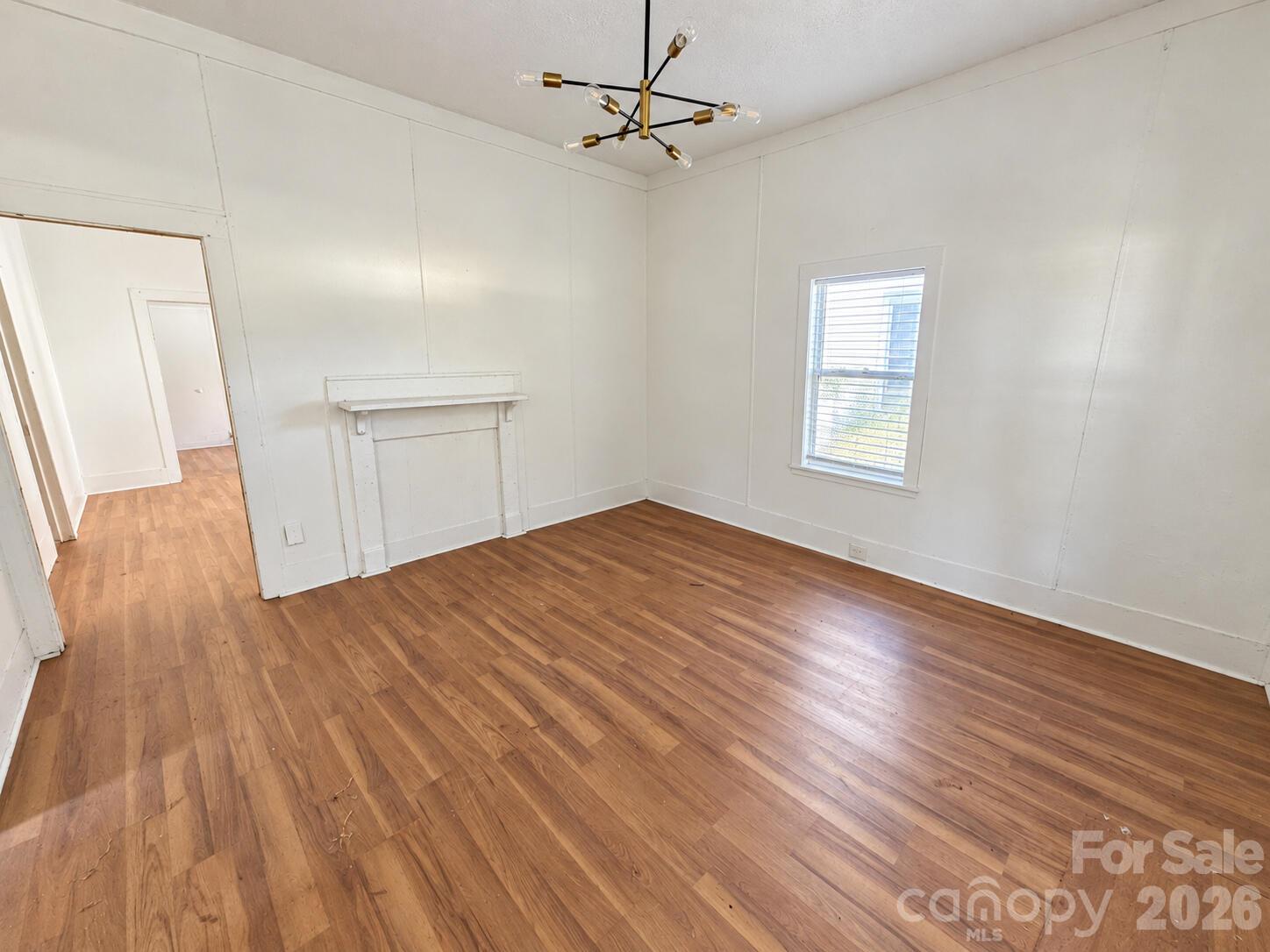 930 4th Street Property Photo 7