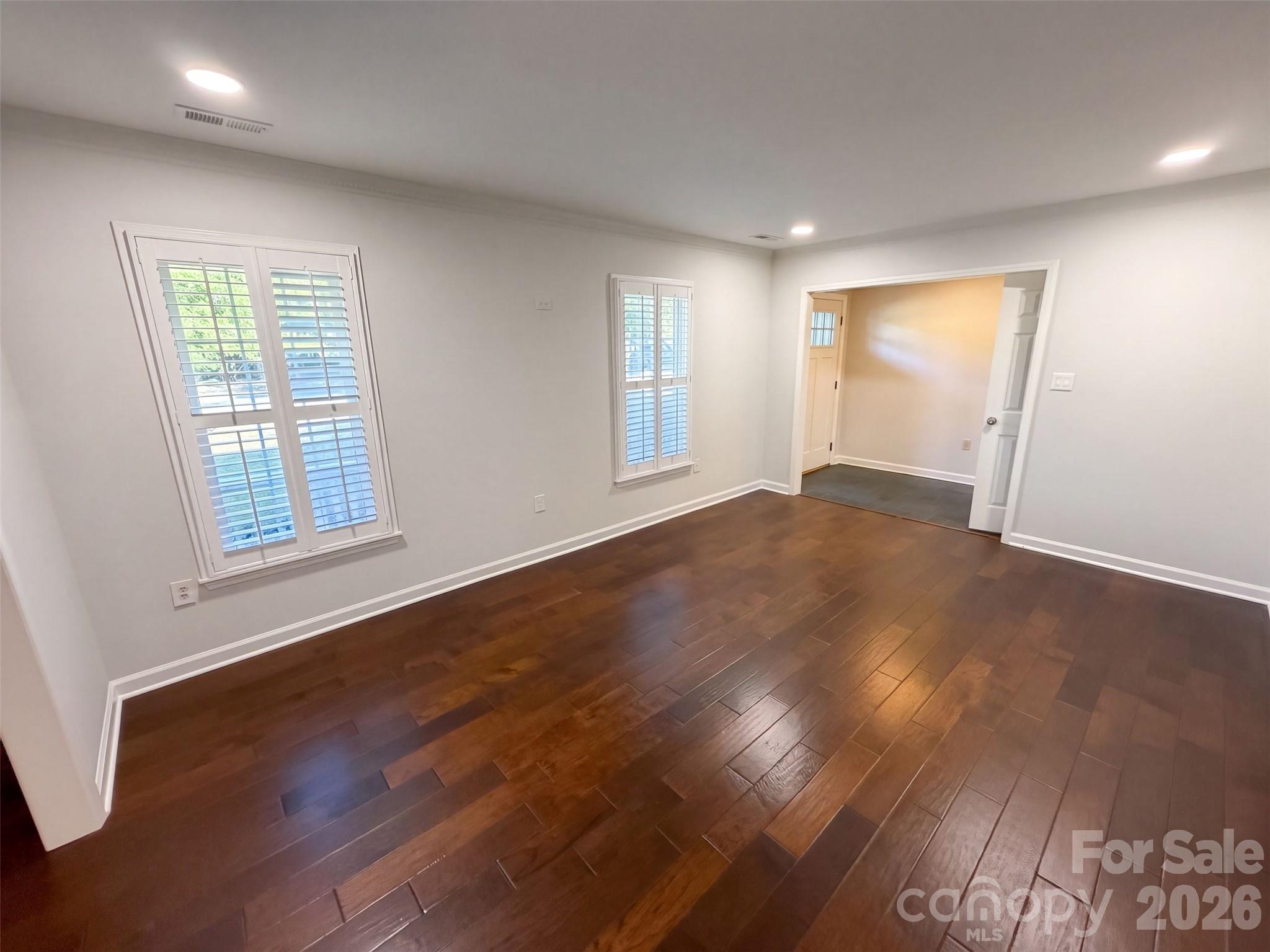 4704 Benridge Lane Property Photo 14