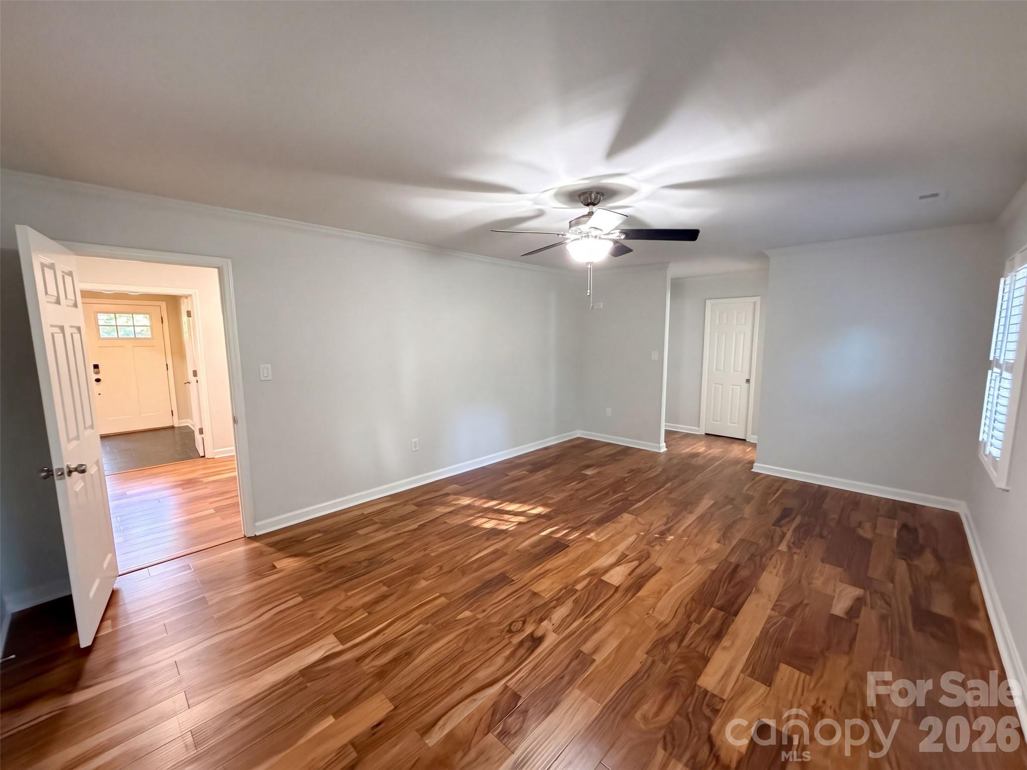 4704 Benridge Lane Property Photo 15
