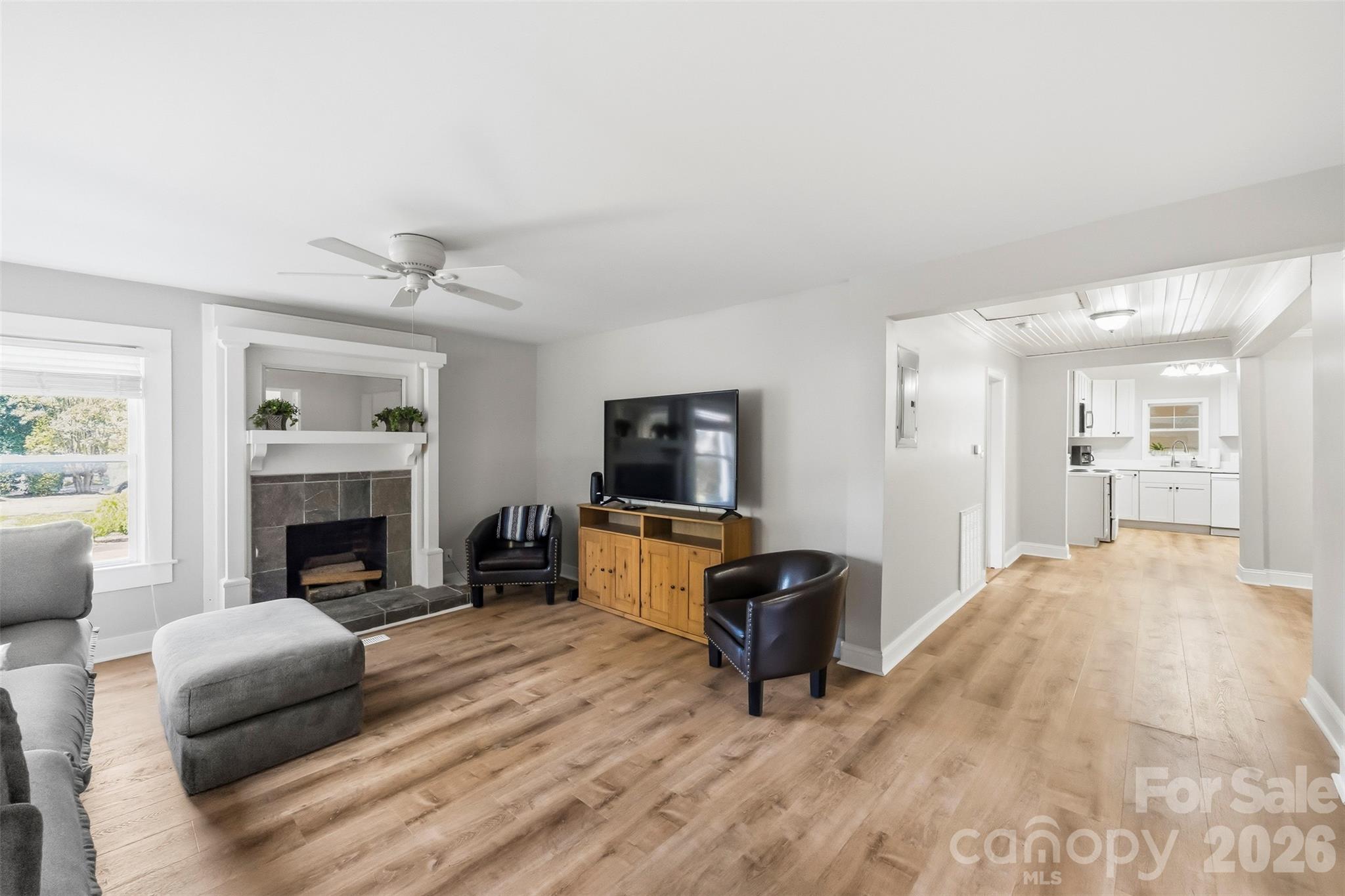 220 Armour Street Property Photo 6