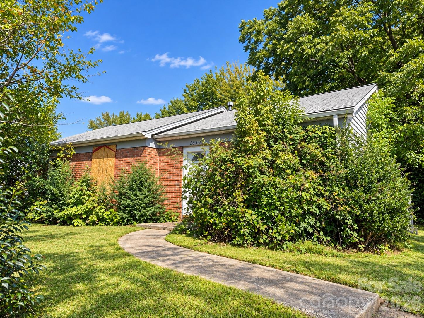 2636 Dalecrest Drive Property Photo 1