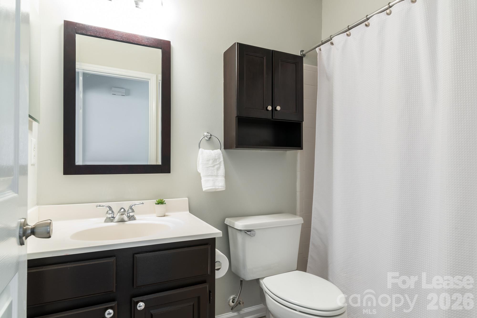 5001 Sharon Road C Property Photo 20