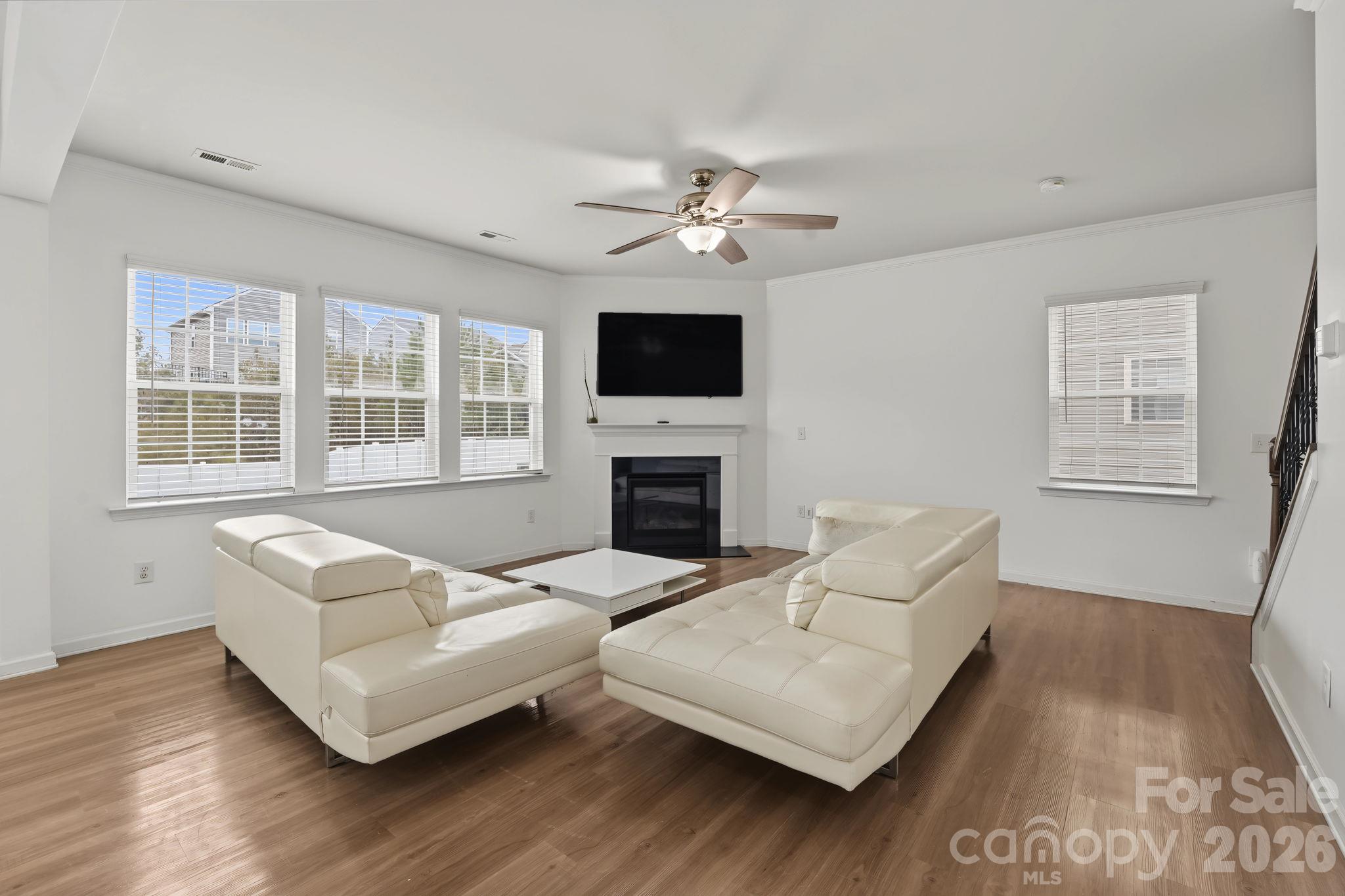 1122 Loggerhead Drive Property Photo 10