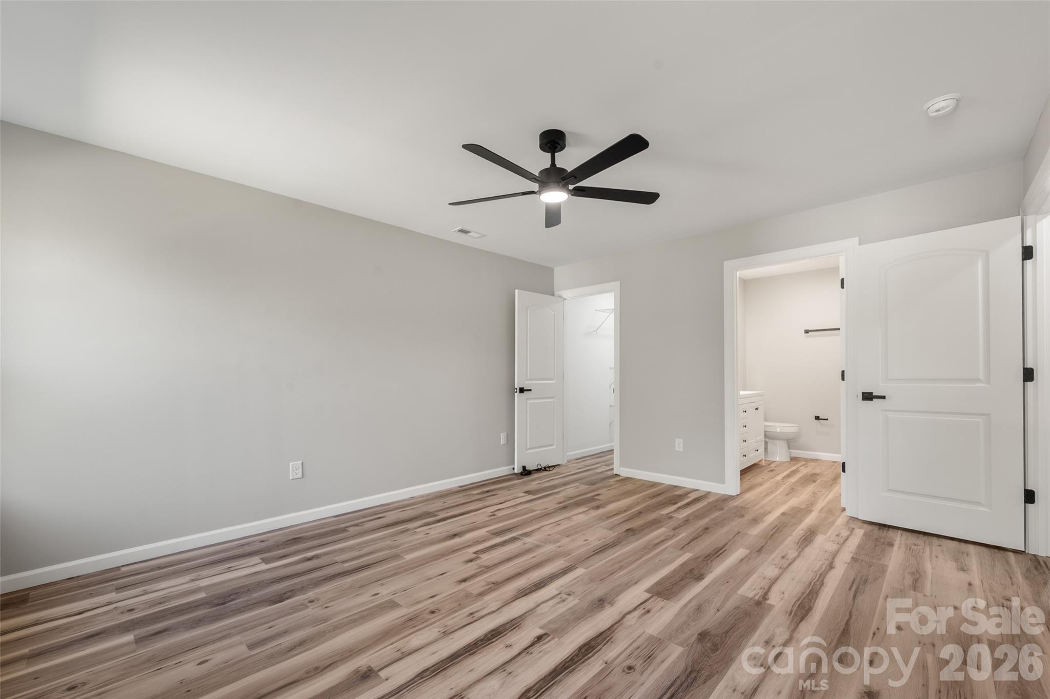 304 Sycamore Avenue Property Photo 30