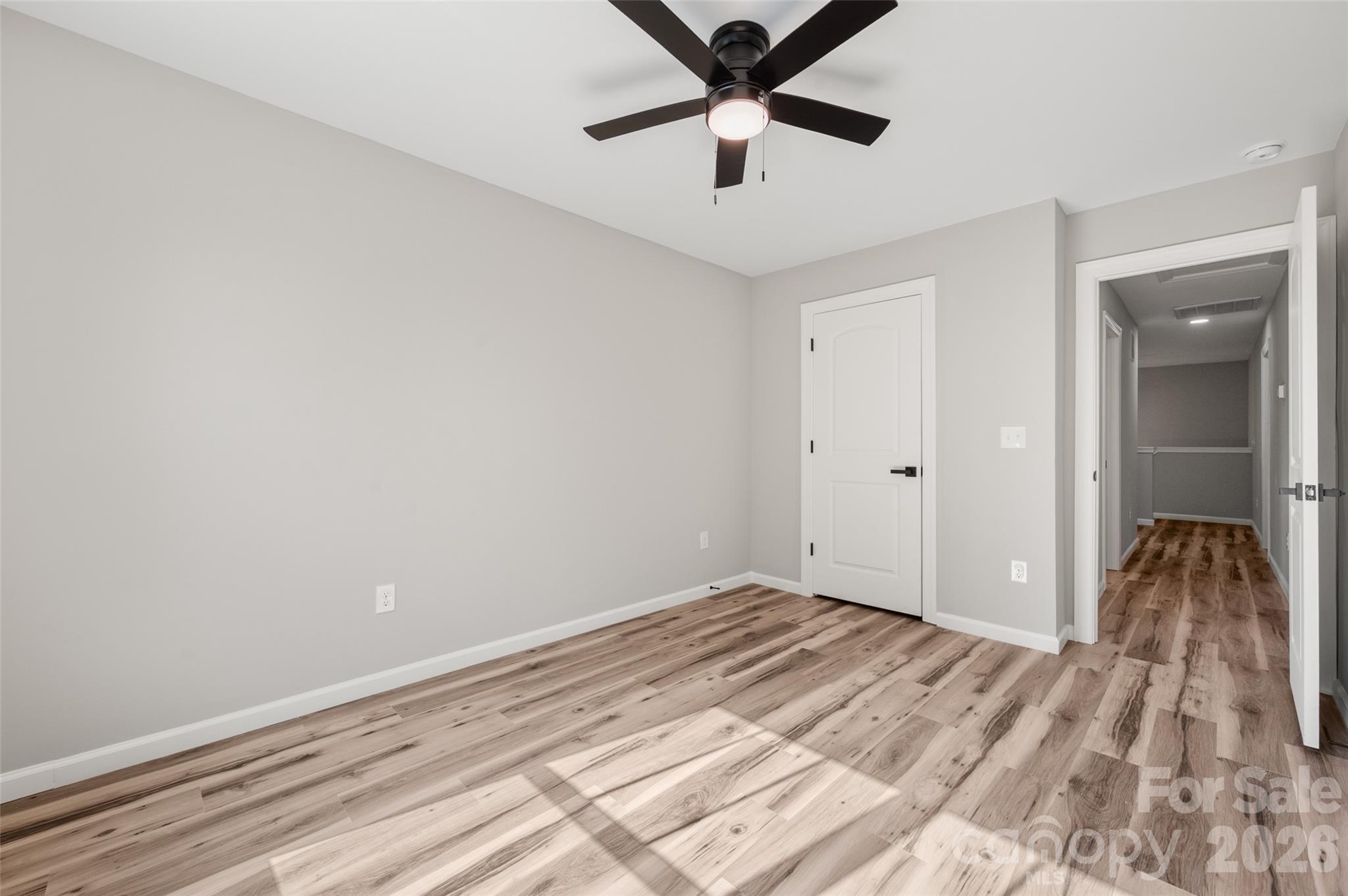 304 Sycamore Avenue Property Photo 37