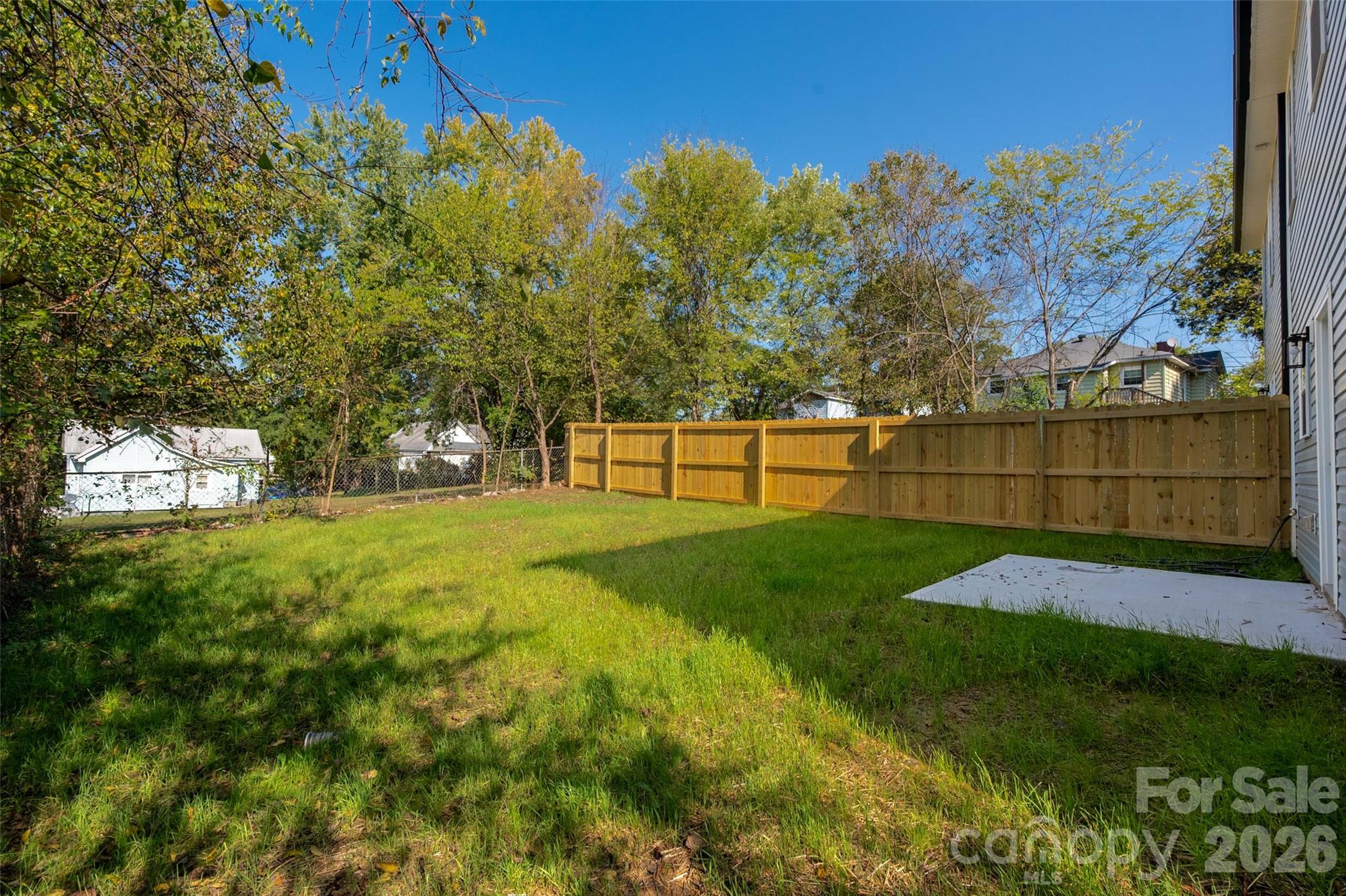 304 Sycamore Avenue Property Photo 39