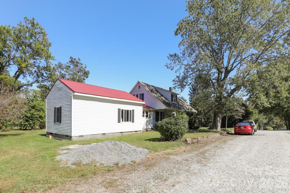 44 B Street Property Photo 13
