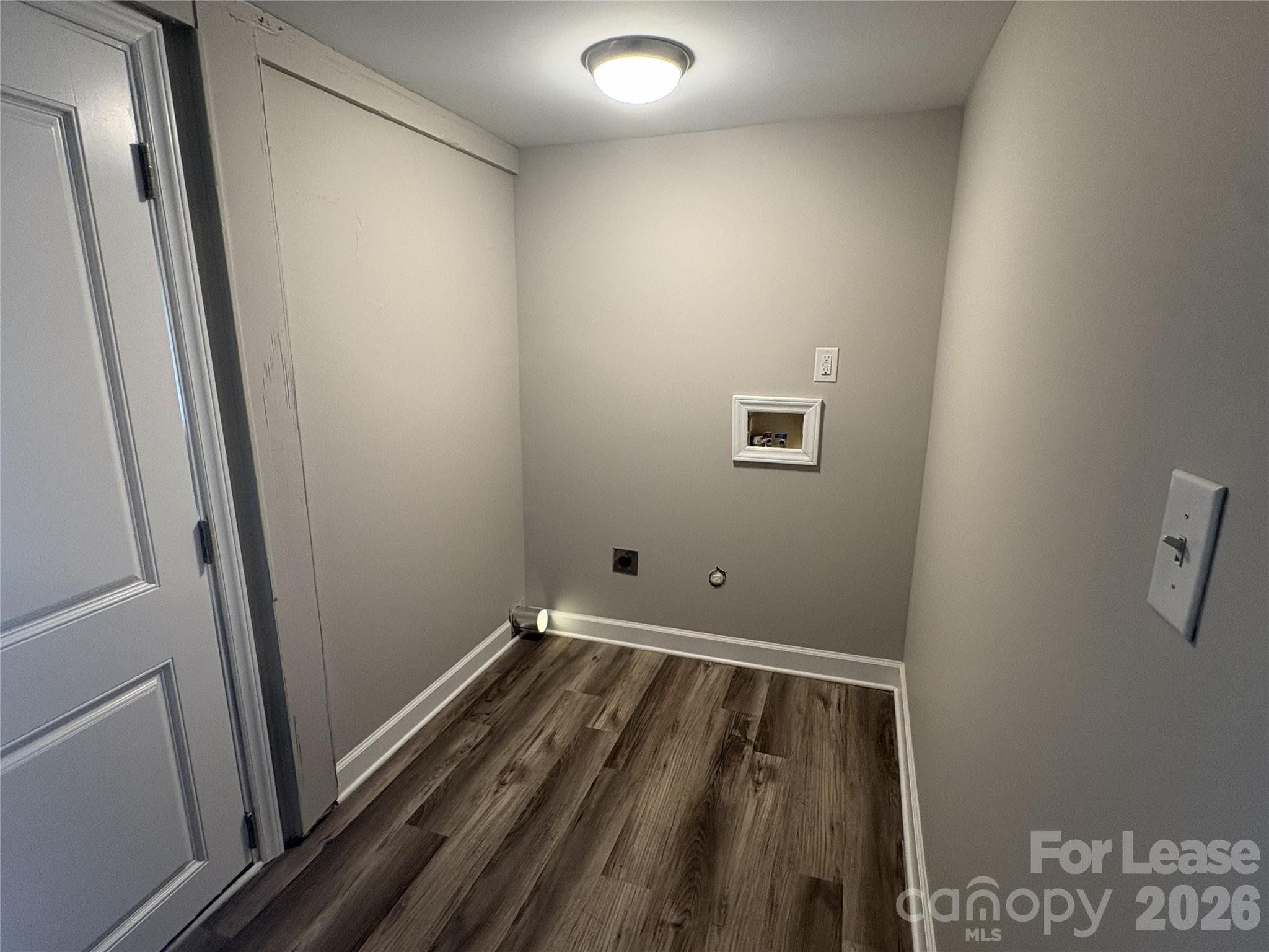 332 E Lowrance Avenue Property Photo 16