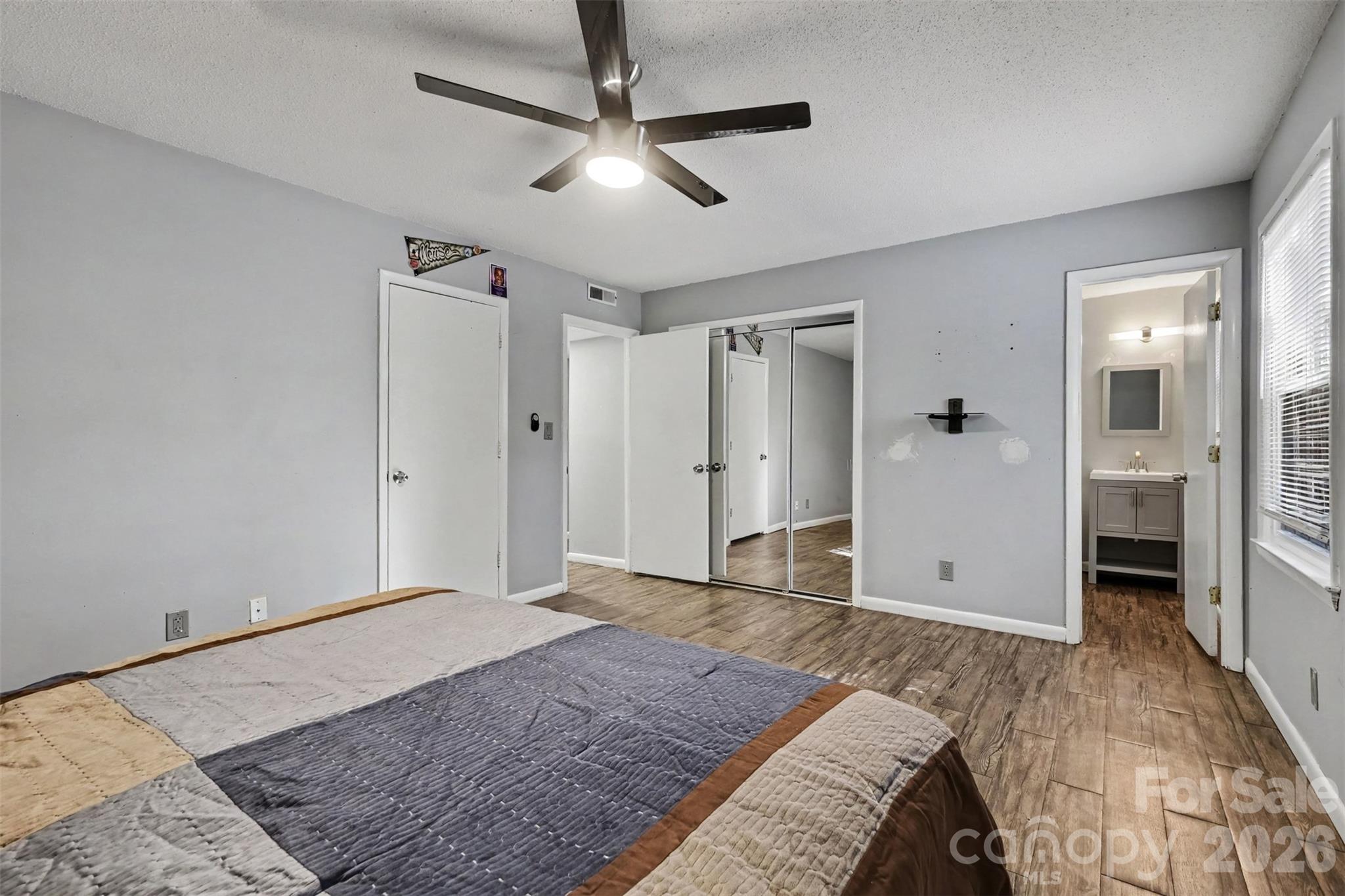 1786 Ebenezer Road D Property Photo 9