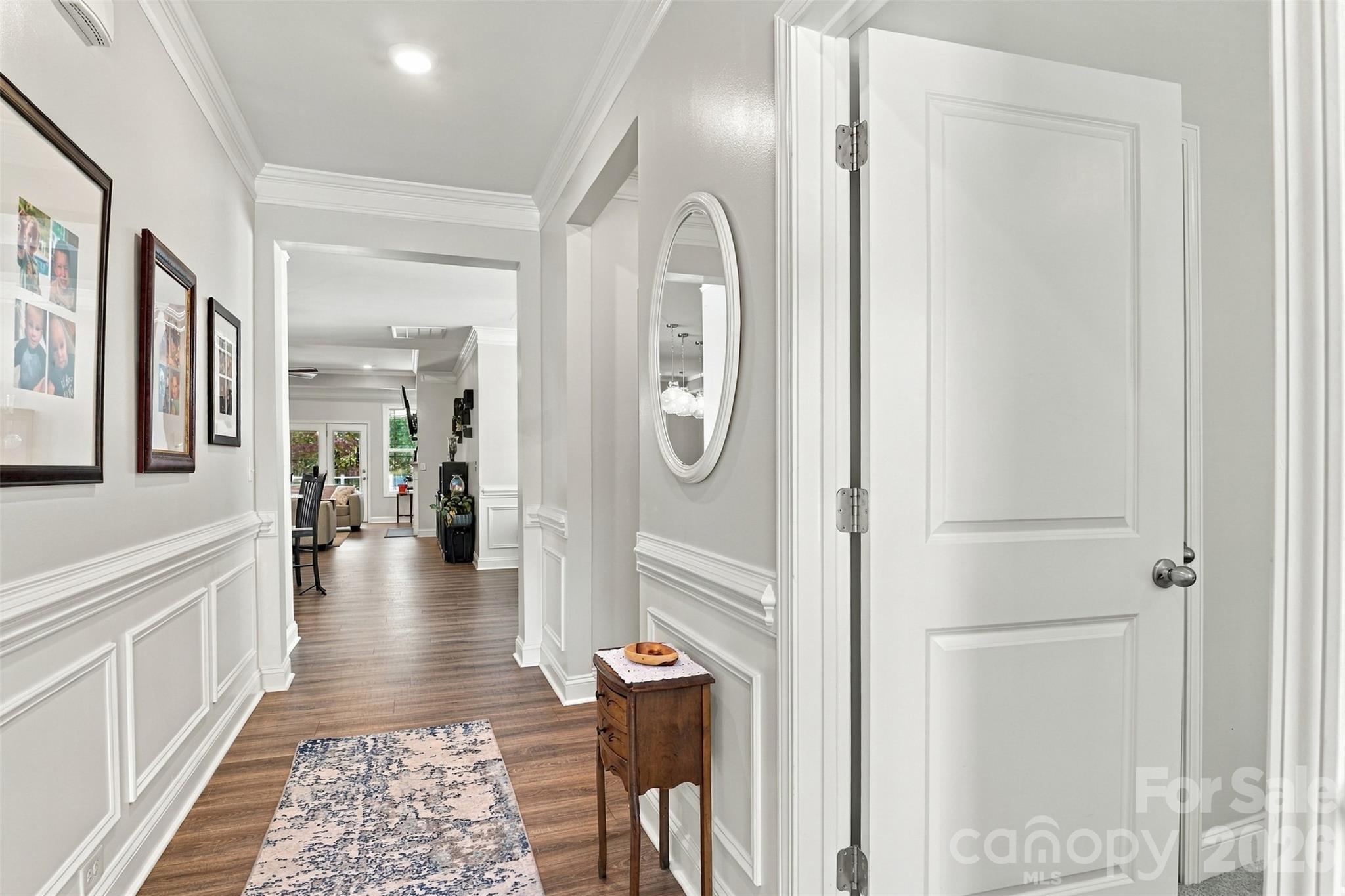 1039 Bonum Road Property Photo 3