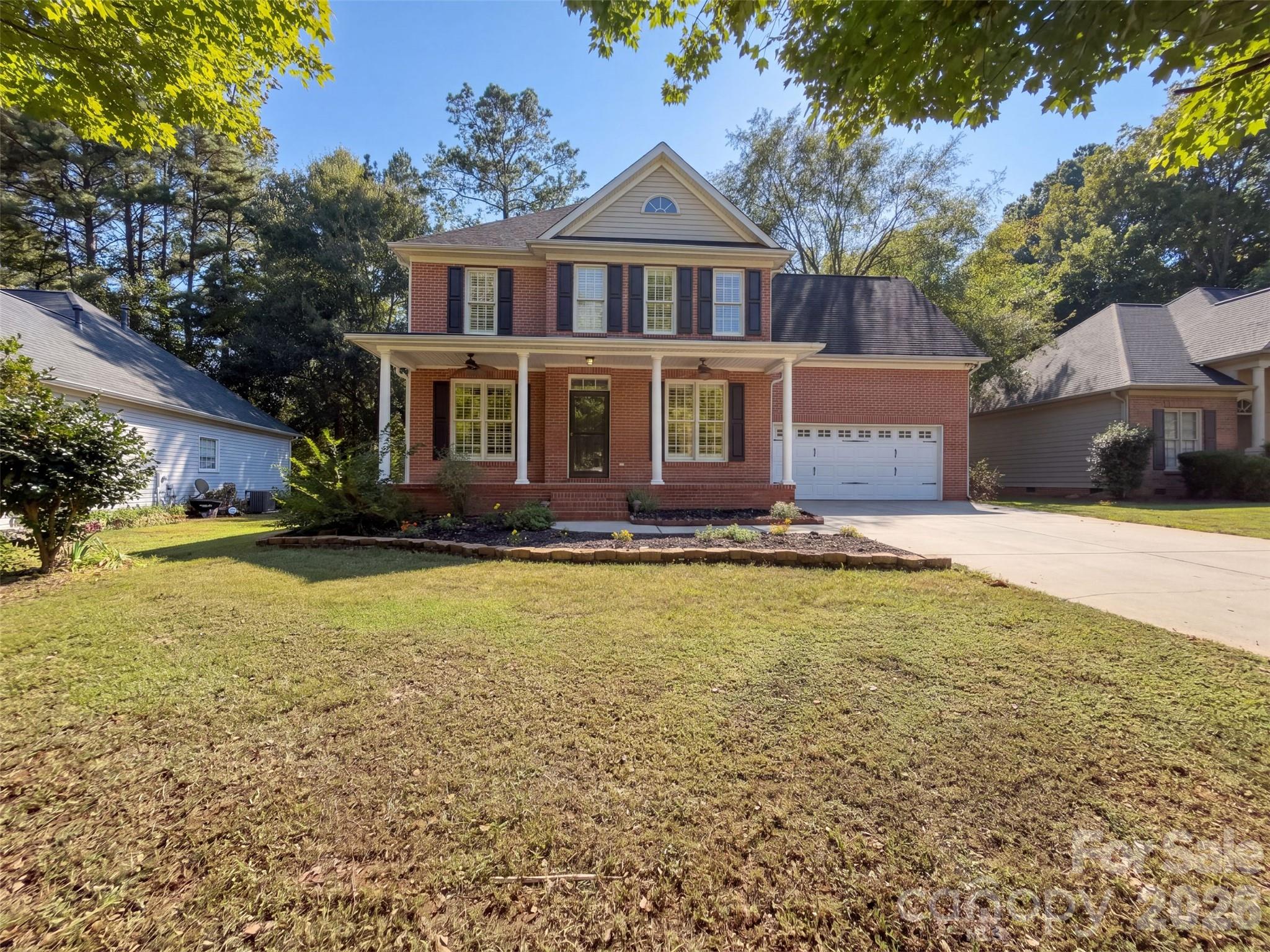 1463 The Crossing Property Photo 1