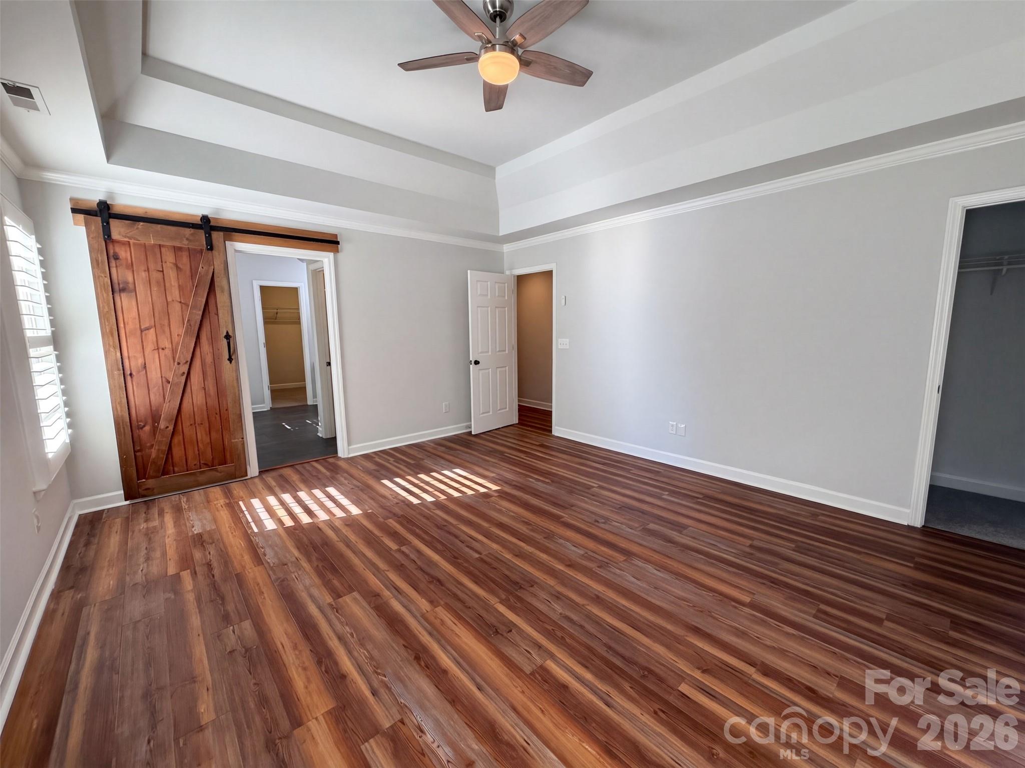 1463 The Crossing Property Photo 7