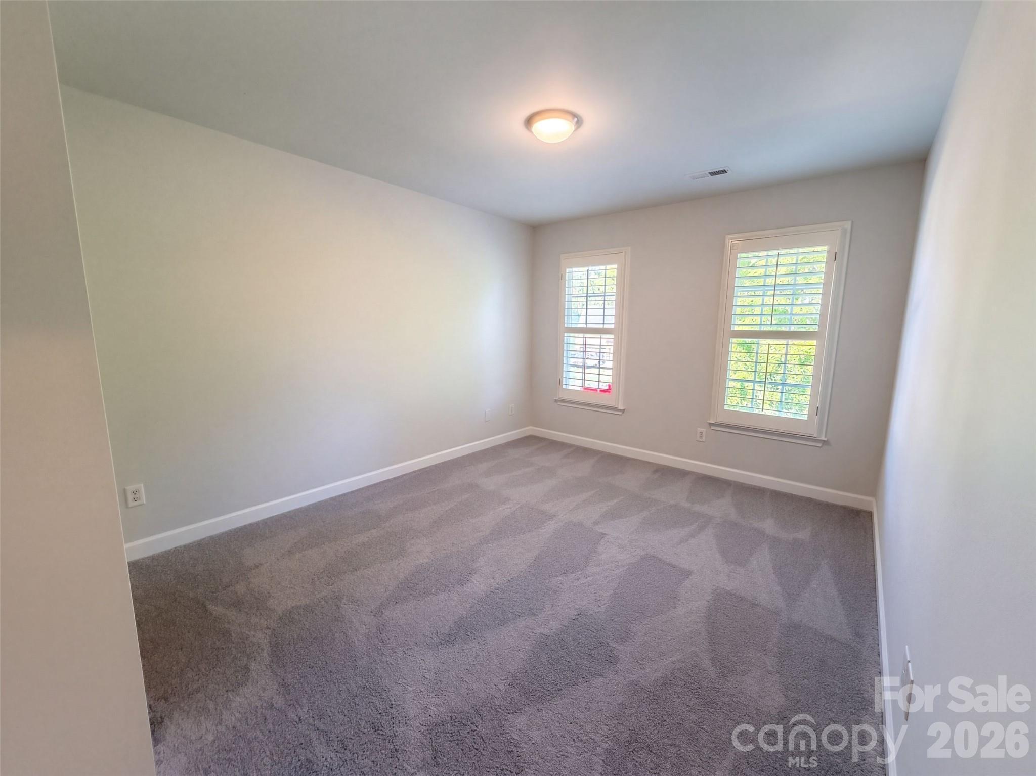 1463 The Crossing Property Photo 16