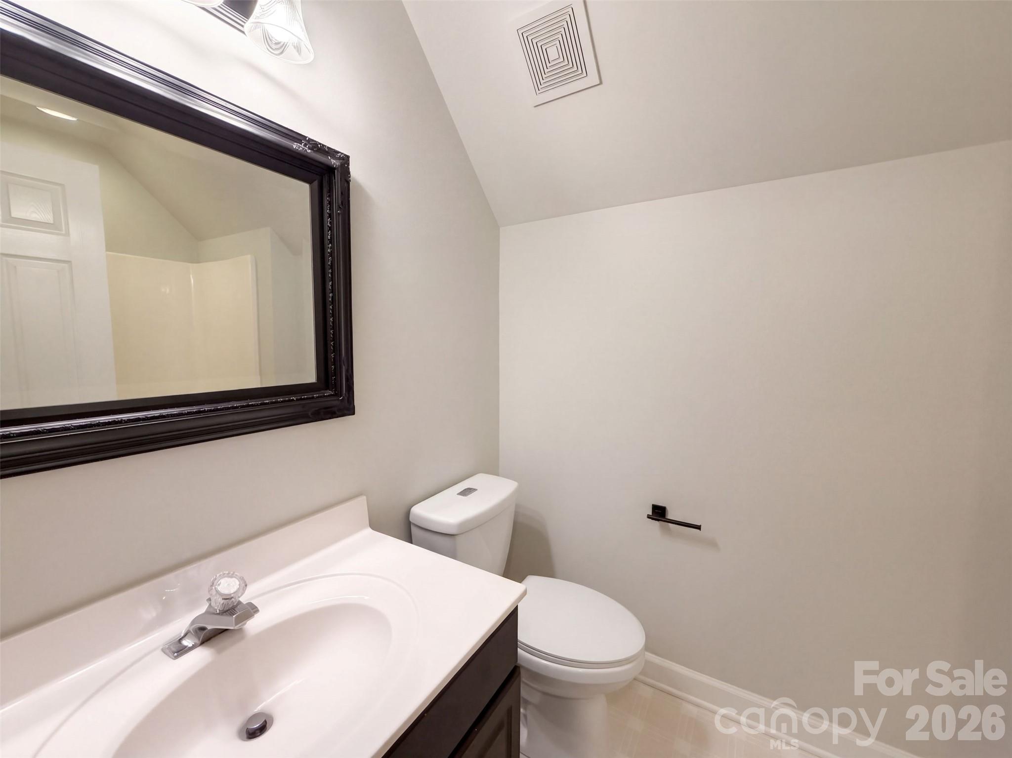1463 The Crossing Property Photo 21
