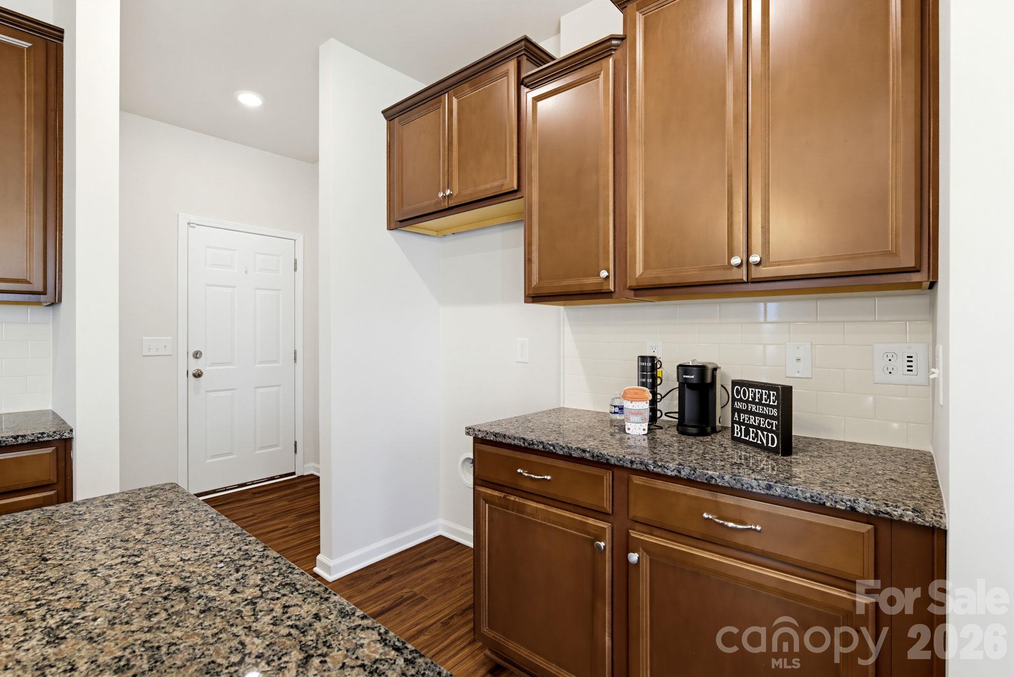 13529 Napoleon Drive 561 Property Photo 16