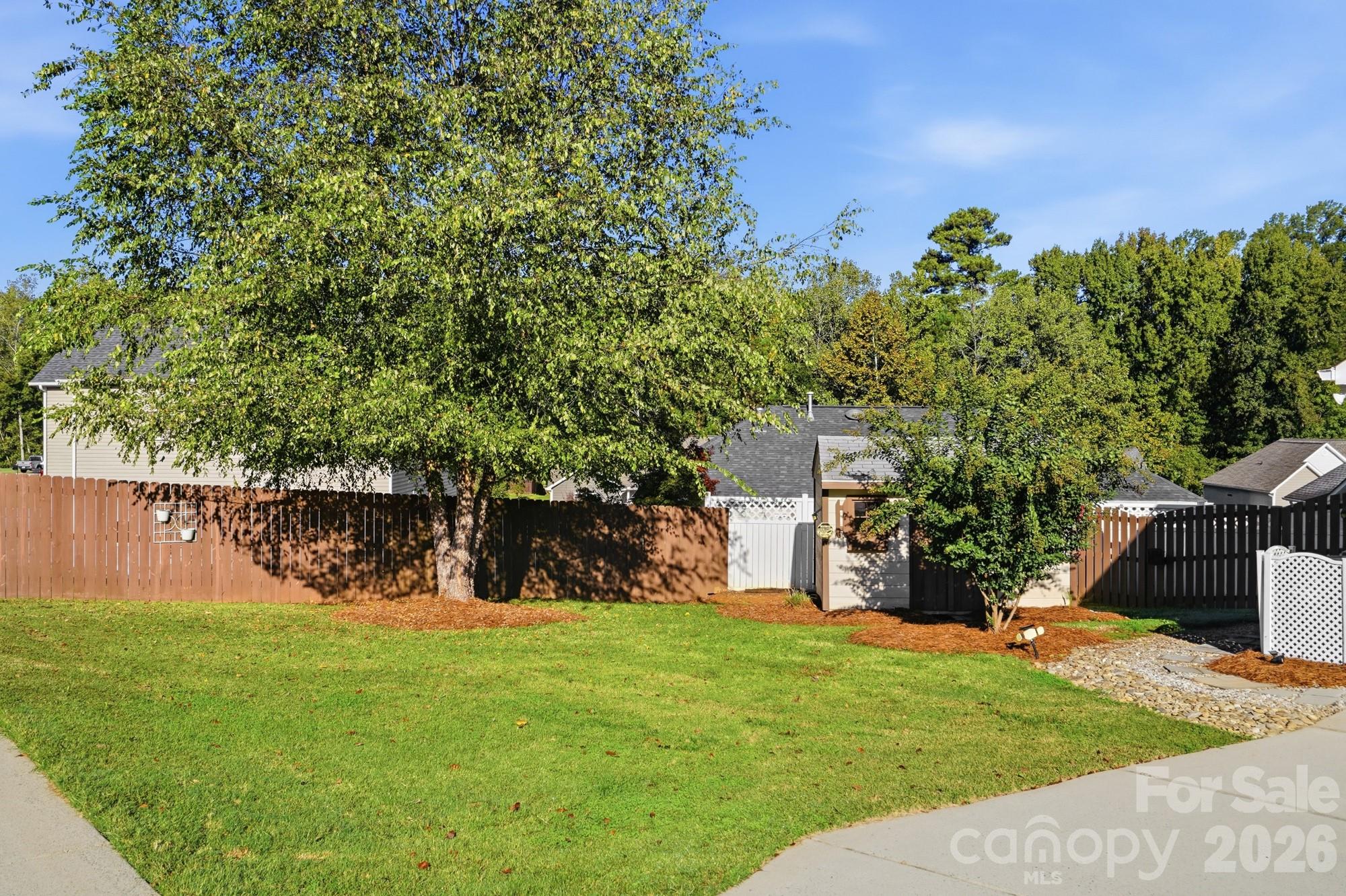 2008 Stepping Stone Lane 81 Property Photo 6