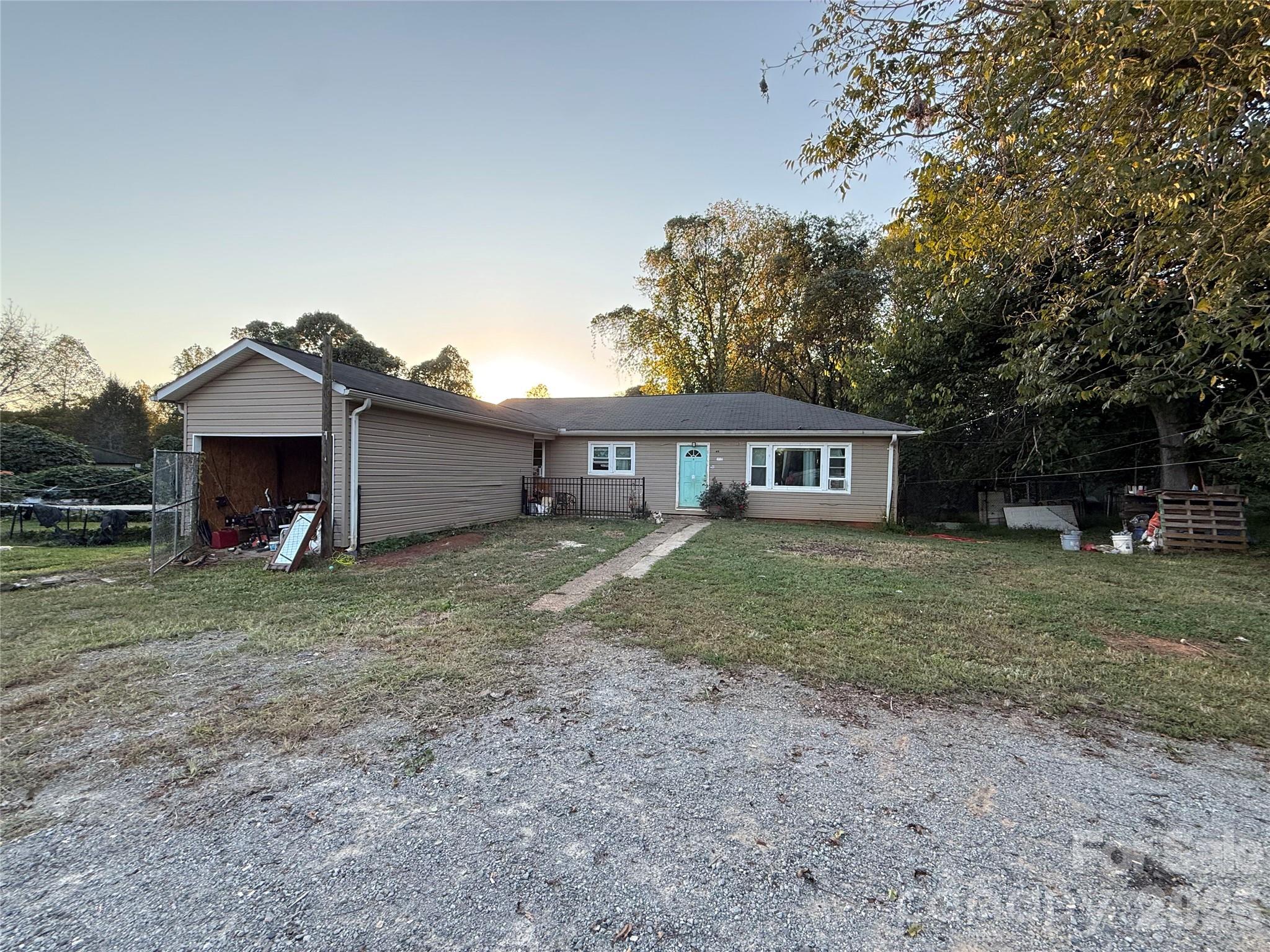 253 Cemetery Street Property Photo 1