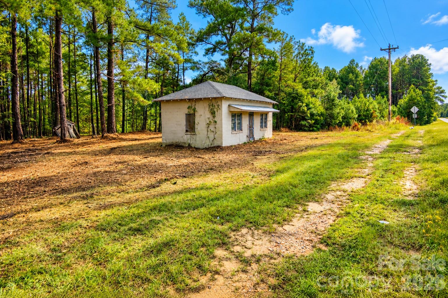 4650 N Nc 109 Highway Property Photo 8