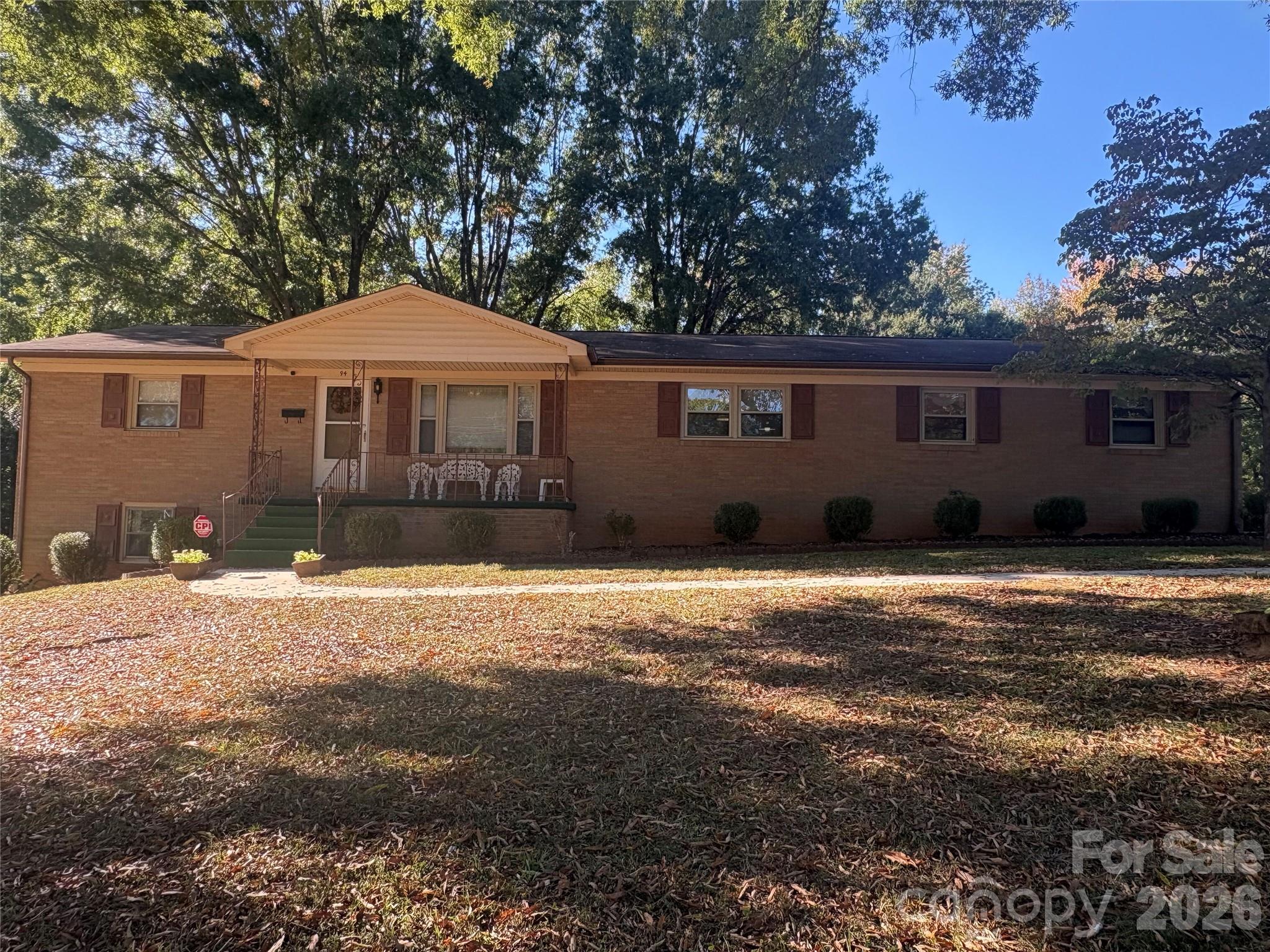 94 Tulip Avenue 40-43 Property Photo 1