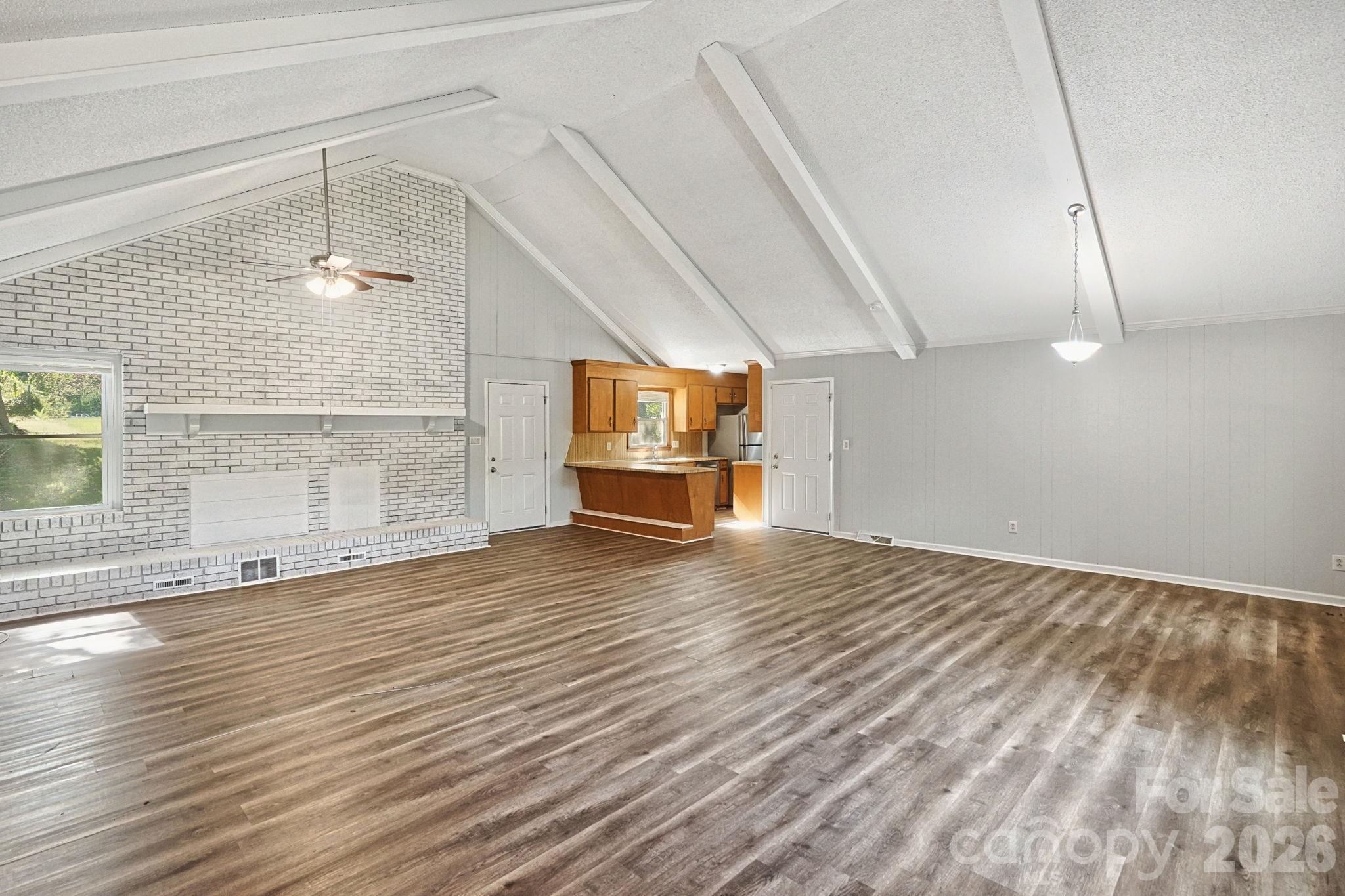 6205 Ferncliff Drive Property Photo 5
