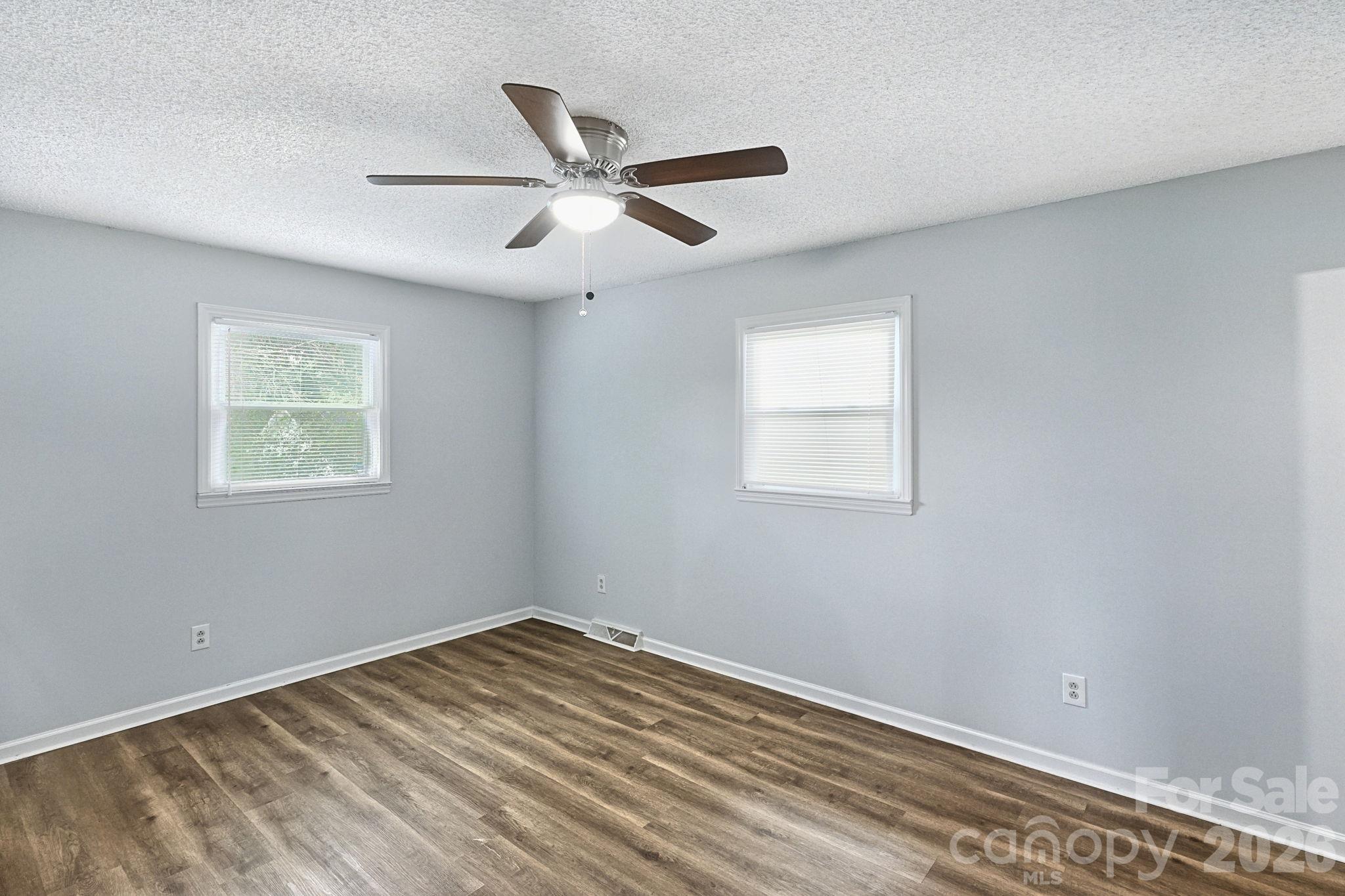 6205 Ferncliff Drive Property Photo 14