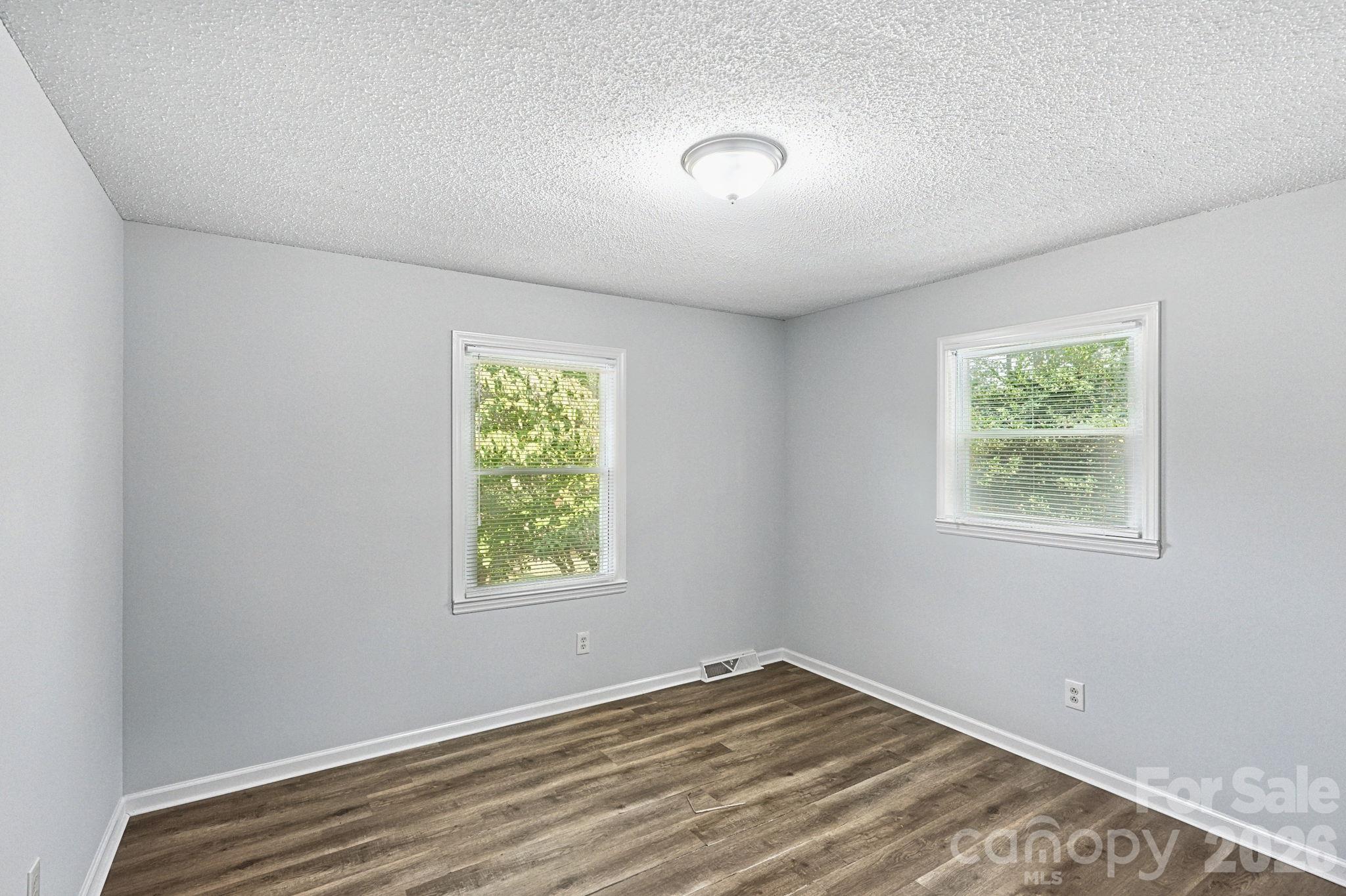 6205 Ferncliff Drive Property Photo 16