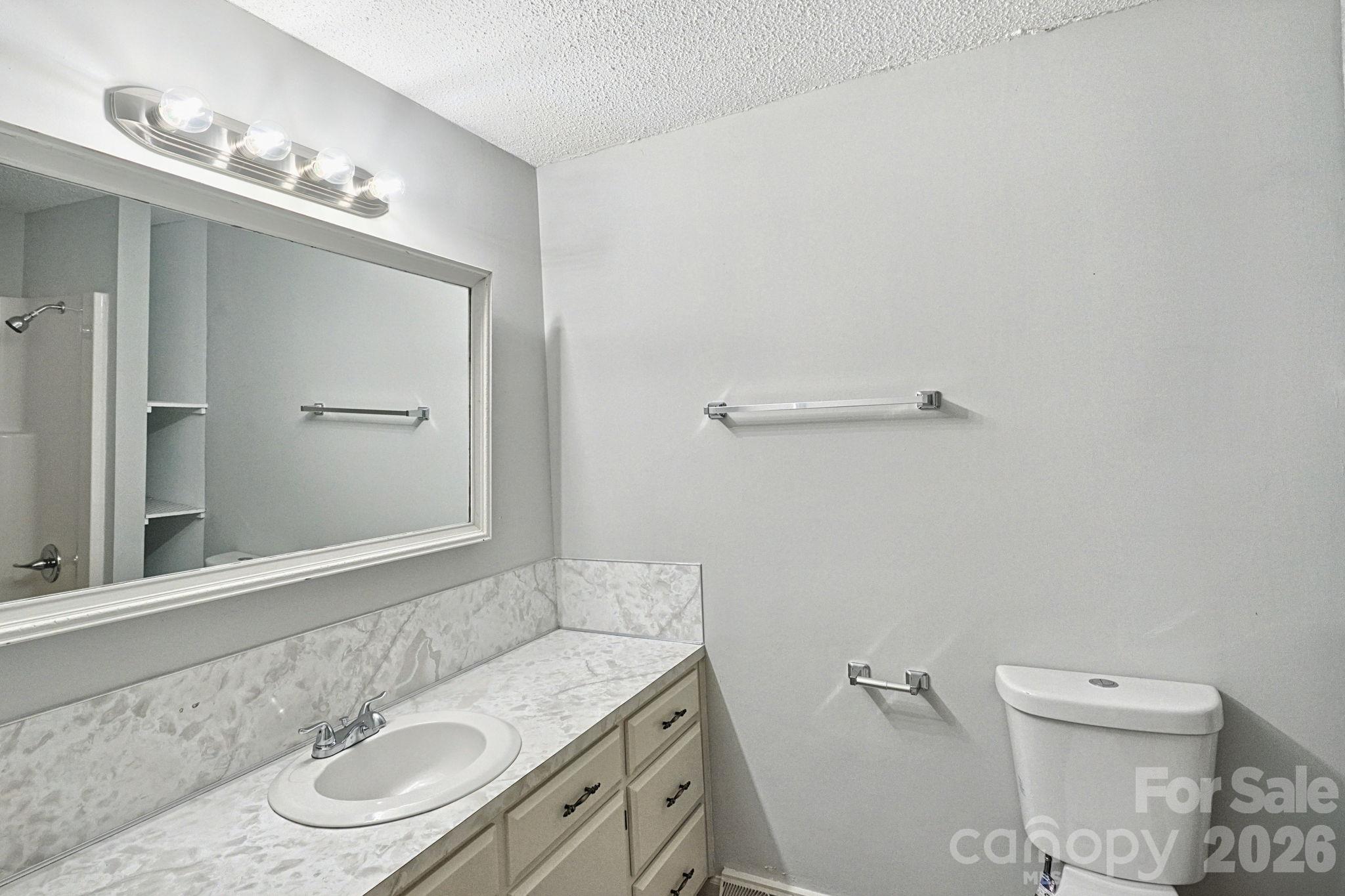 6205 Ferncliff Drive Property Photo 20