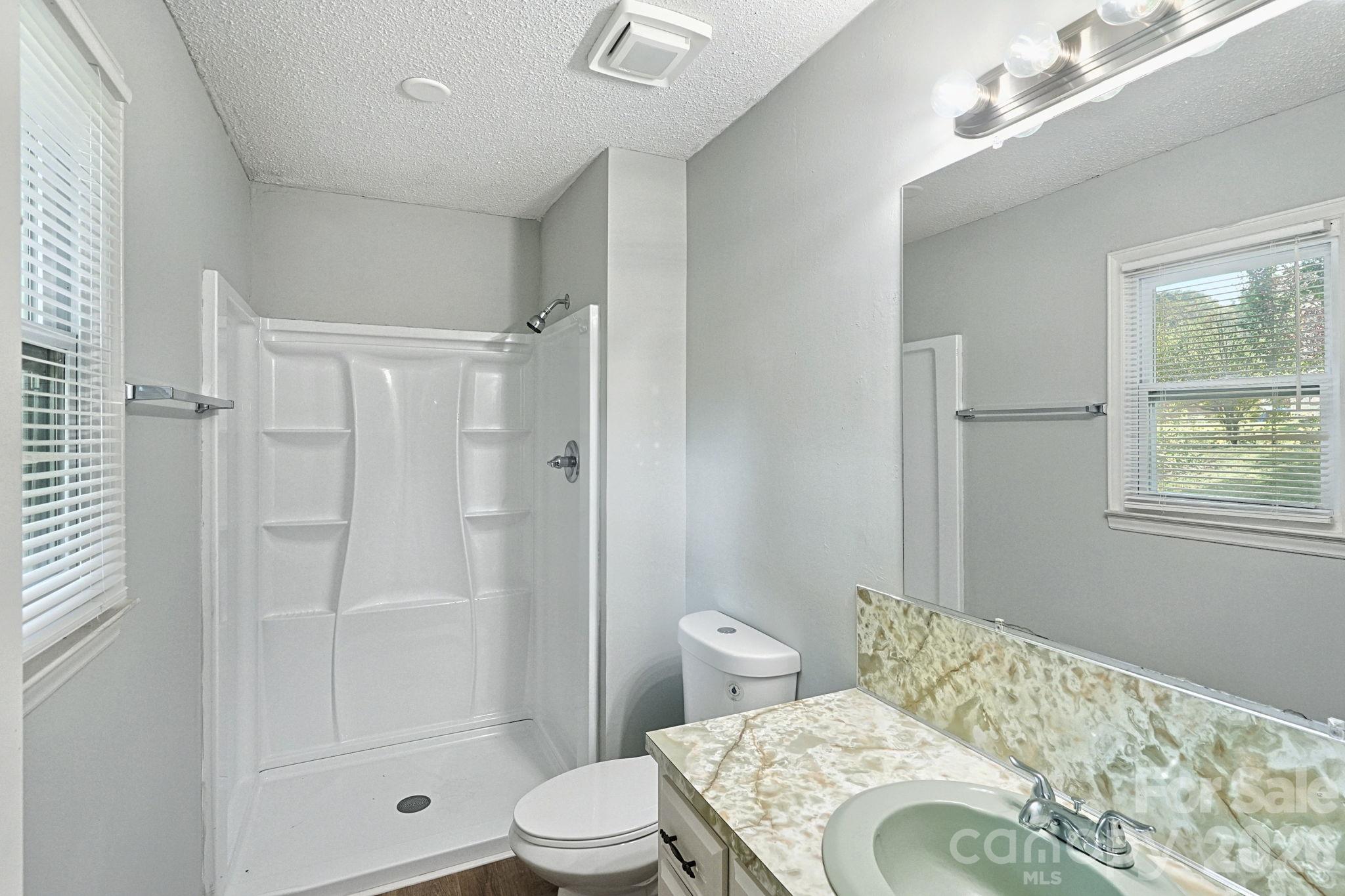 6205 Ferncliff Drive Property Photo 22