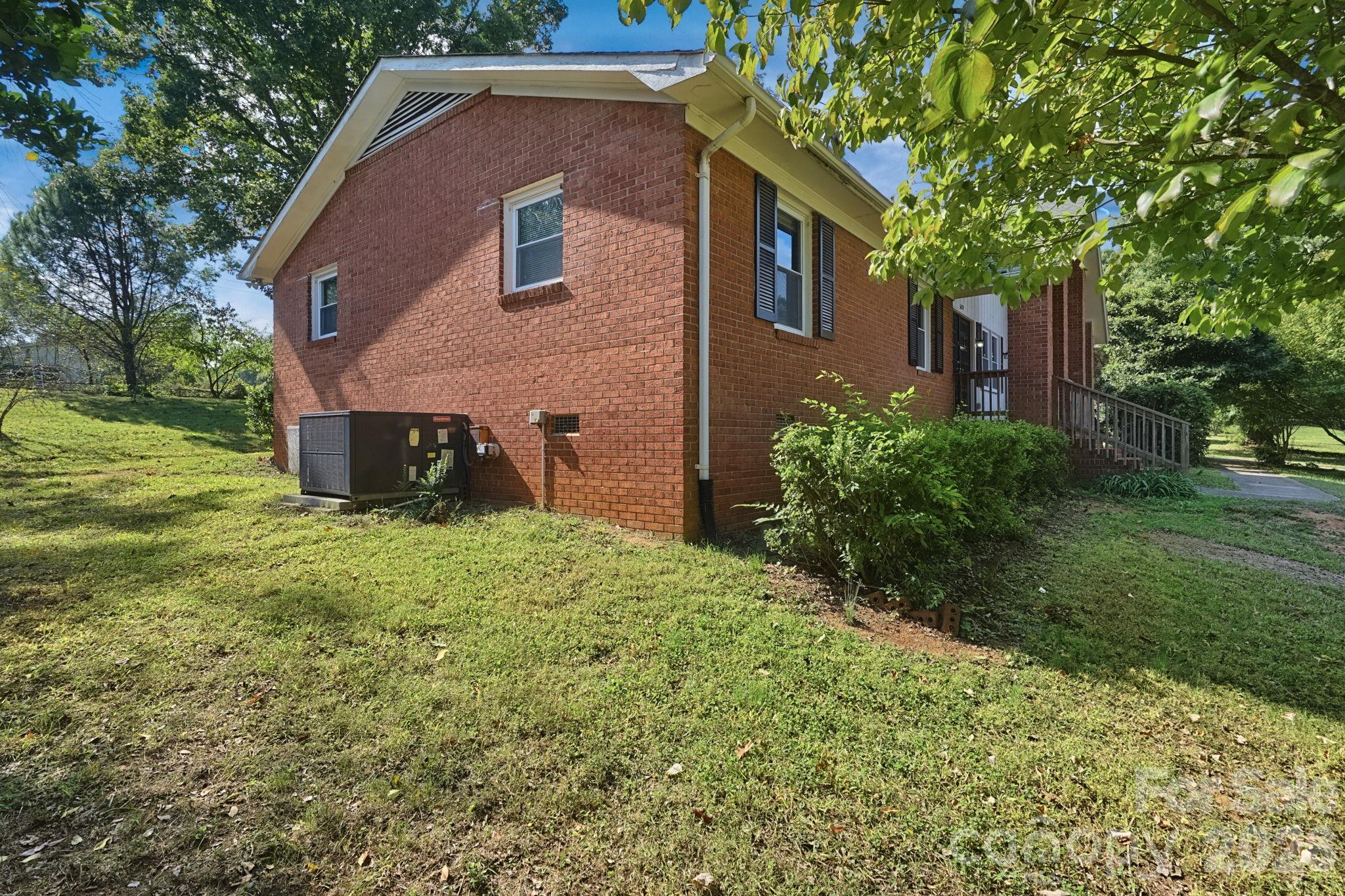 6205 Ferncliff Drive Property Photo 24