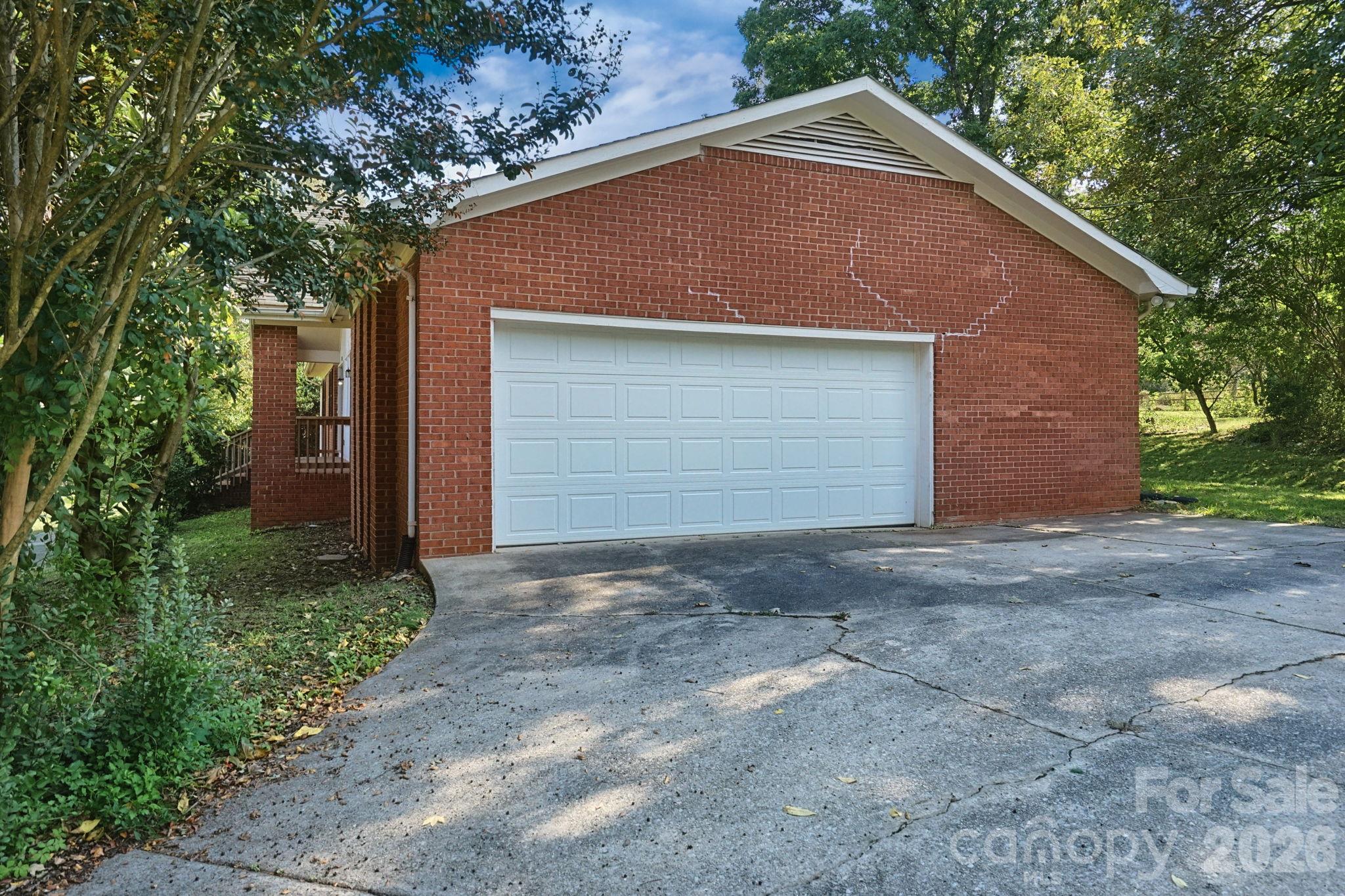 6205 Ferncliff Drive Property Photo 29