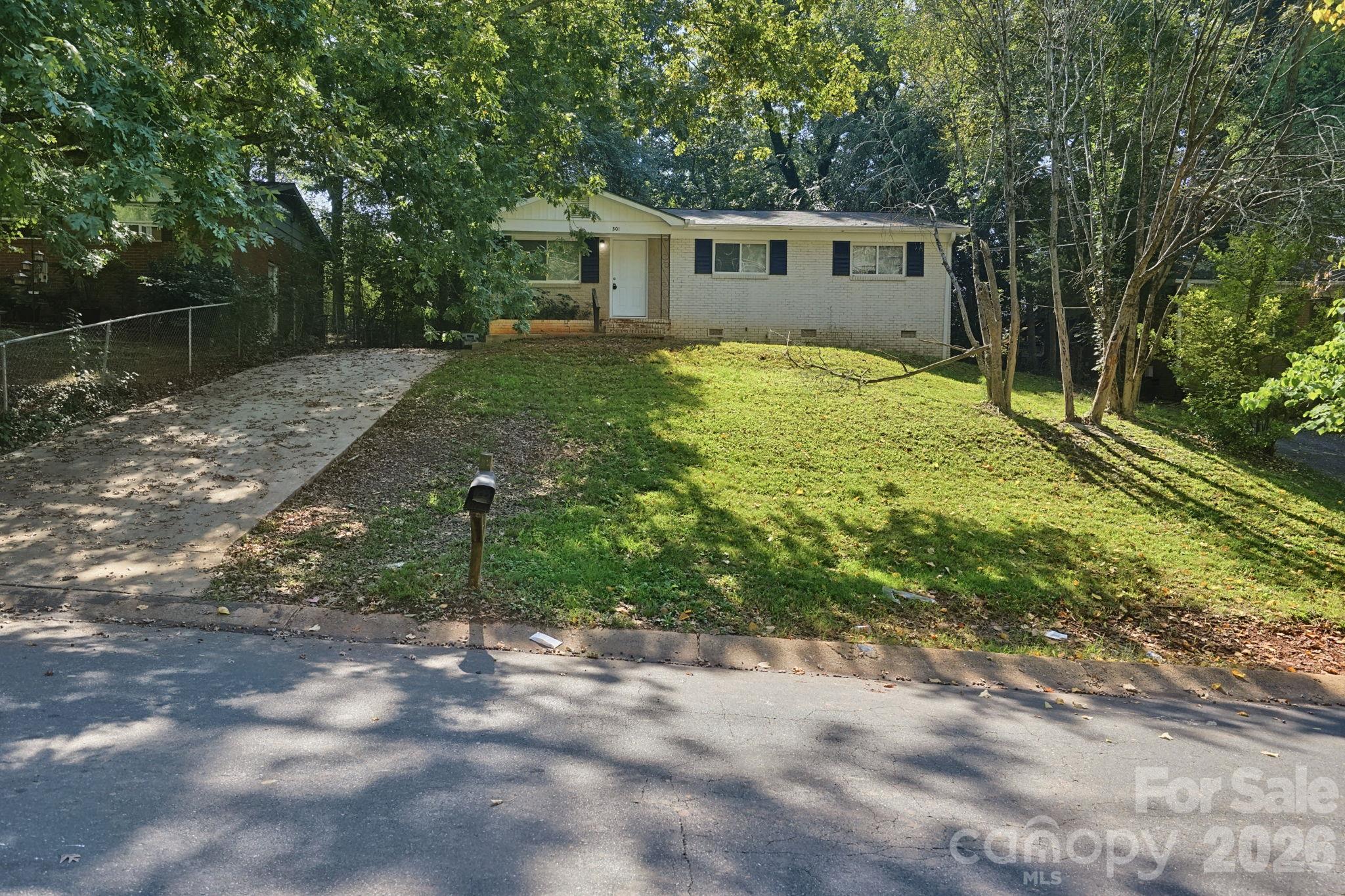 301 Edgegreen Drive Property Photo 1