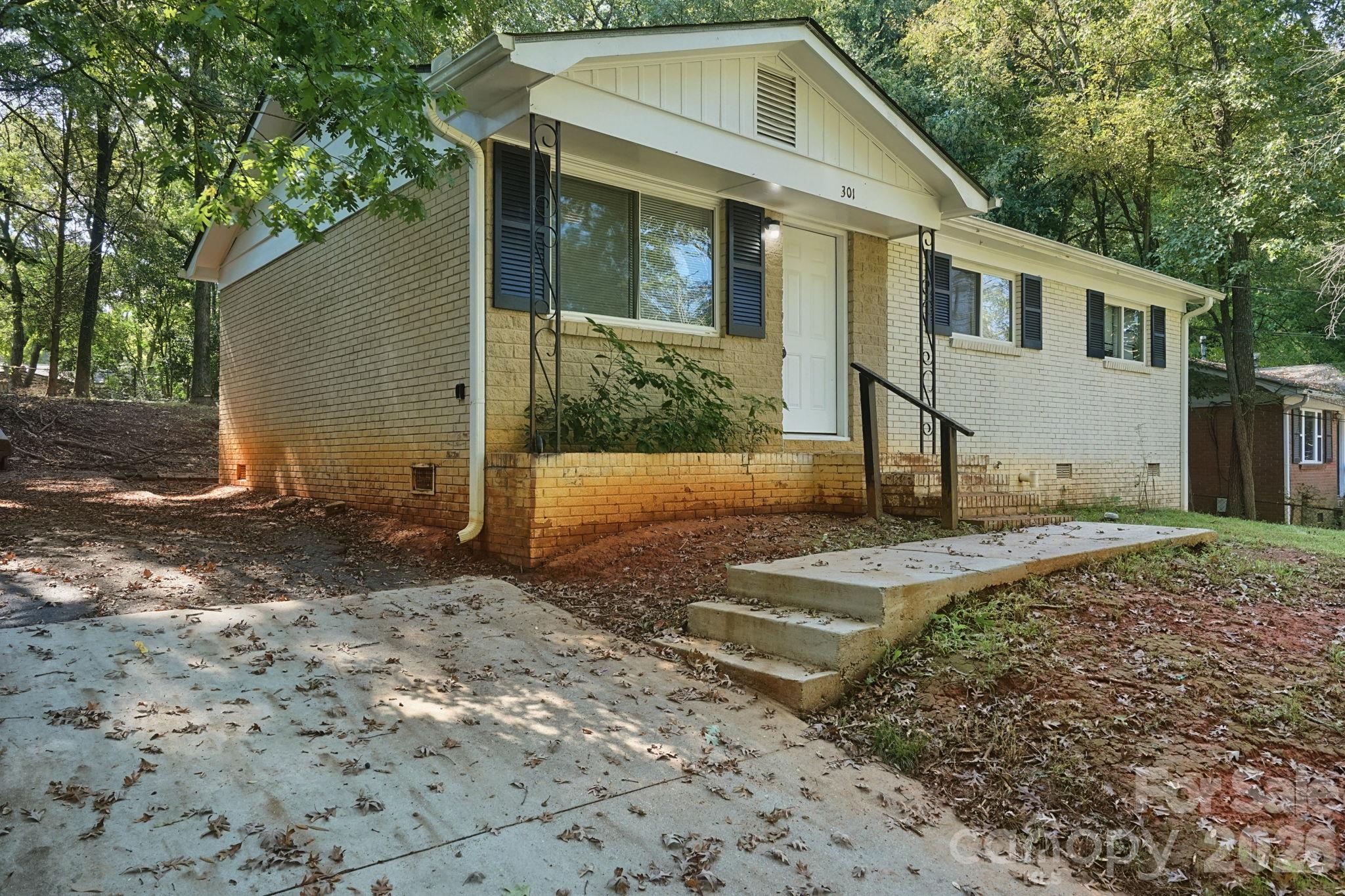 301 Edgegreen Drive Property Photo 2