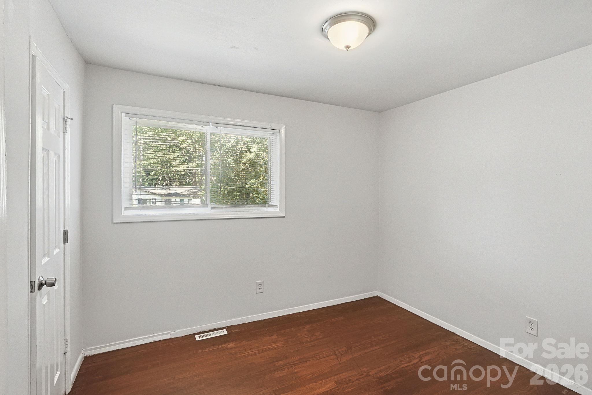 301 Edgegreen Drive Property Photo 12