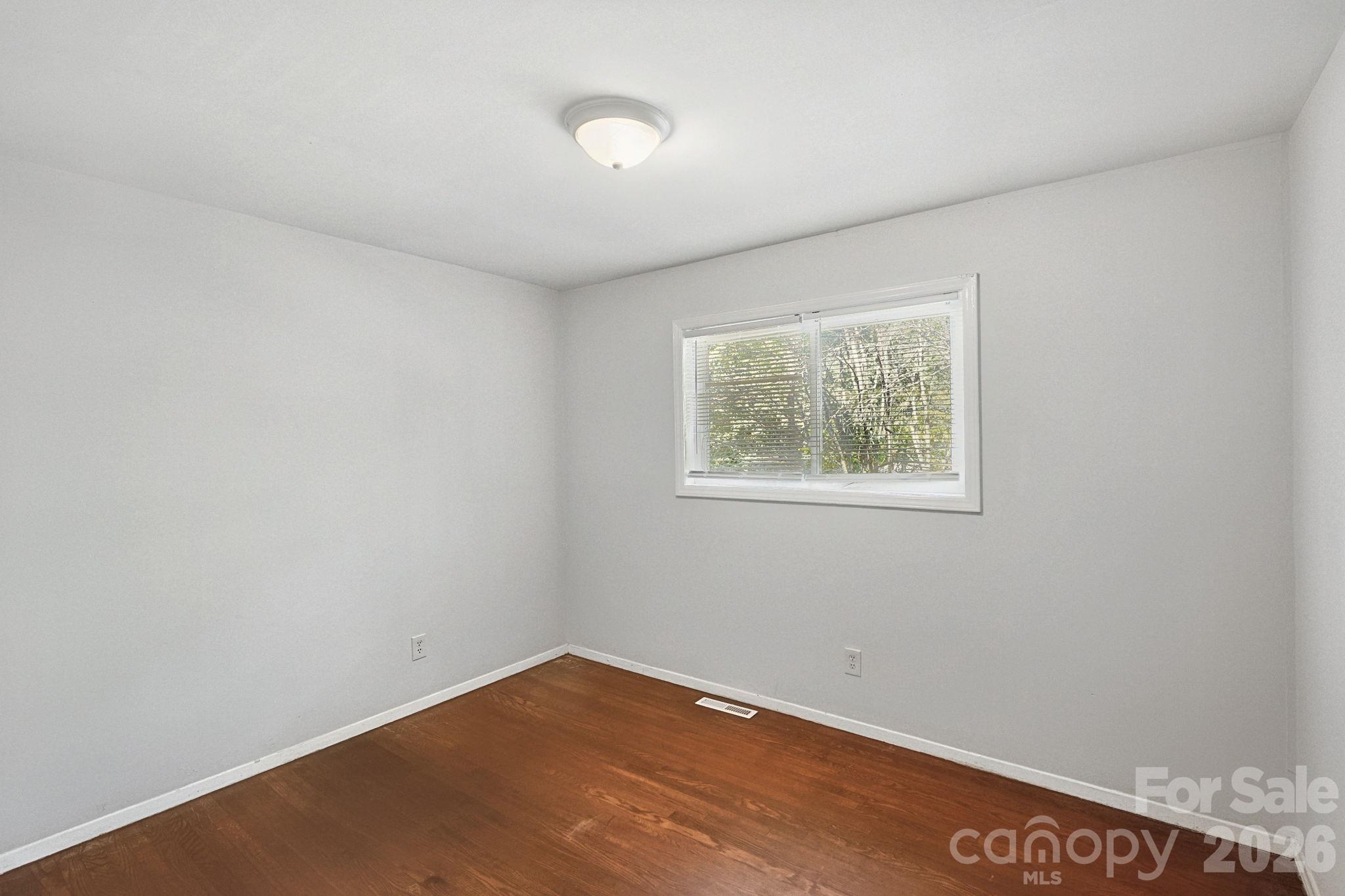 301 Edgegreen Drive Property Photo 14