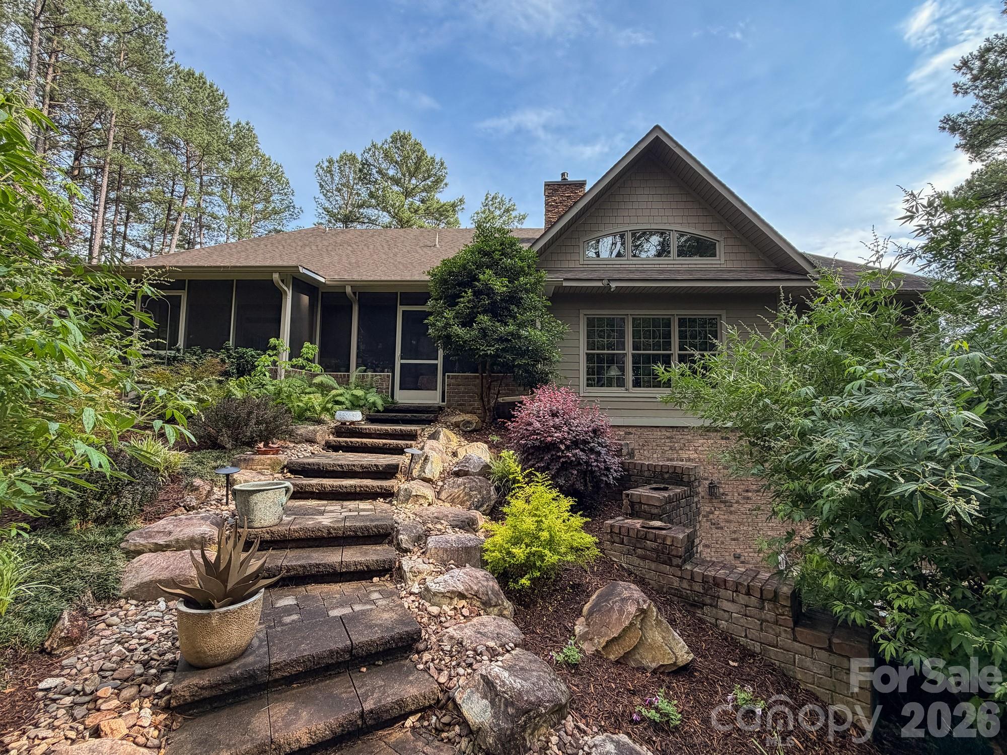 5464 Back Shore Drive Property Photo 4