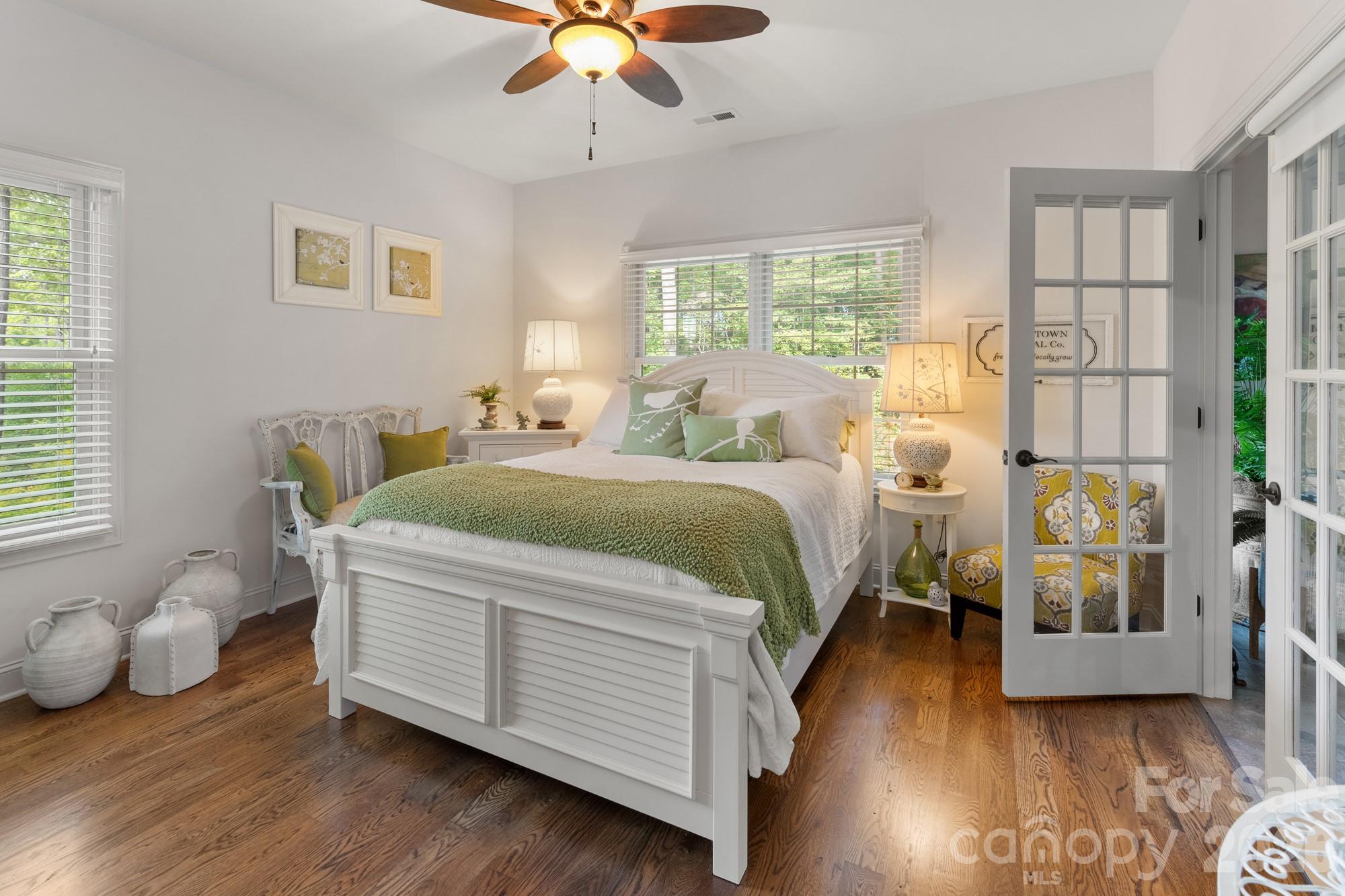 5464 Back Shore Drive Property Photo 24