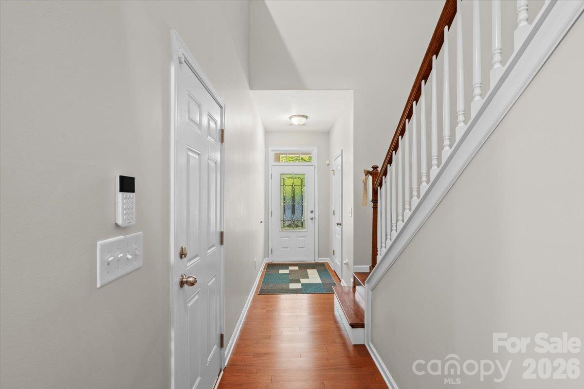 3246 Yarmouth Lane Property Photo 4
