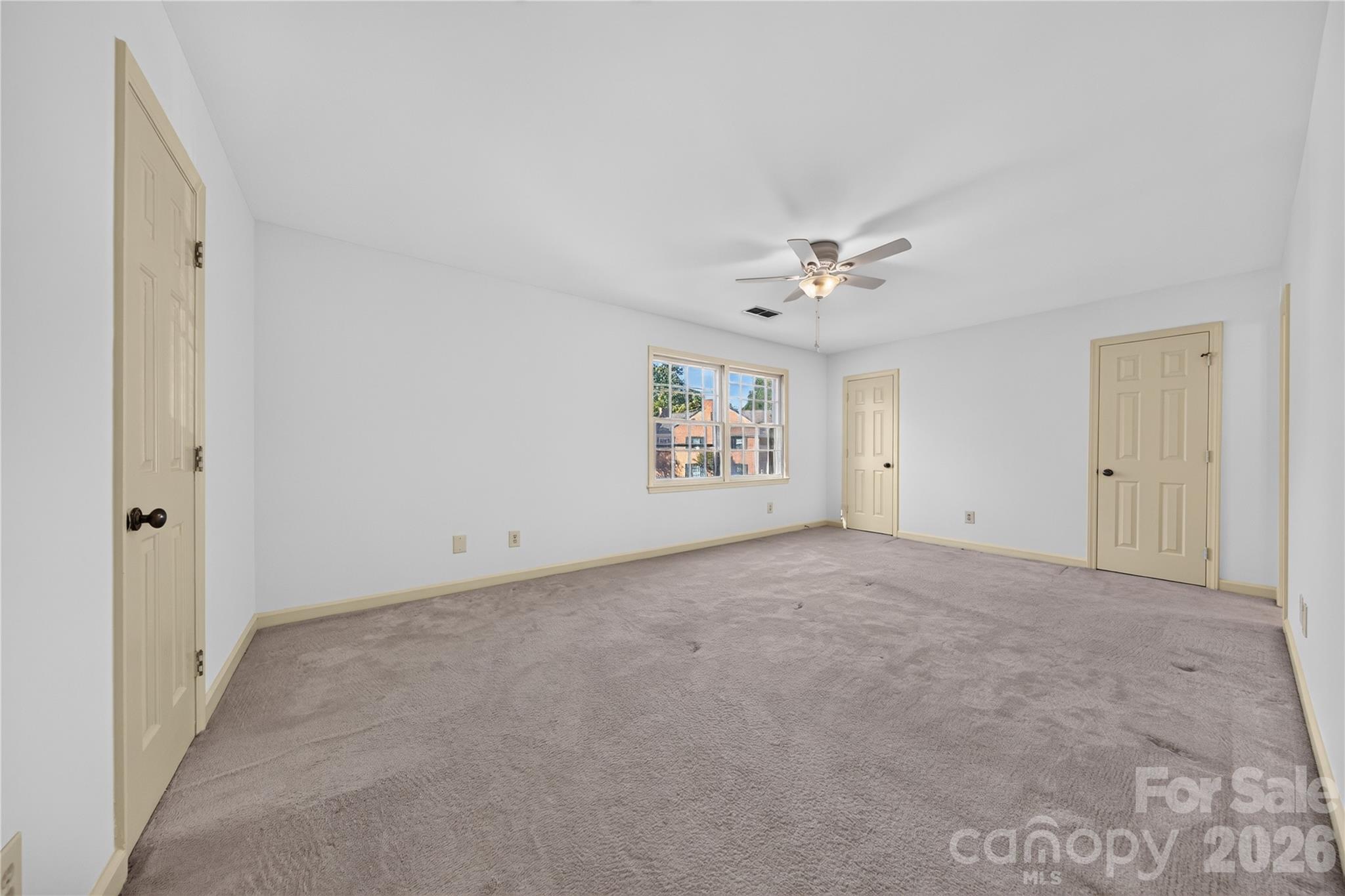 6869 Dumbarton Drive Property Photo 17