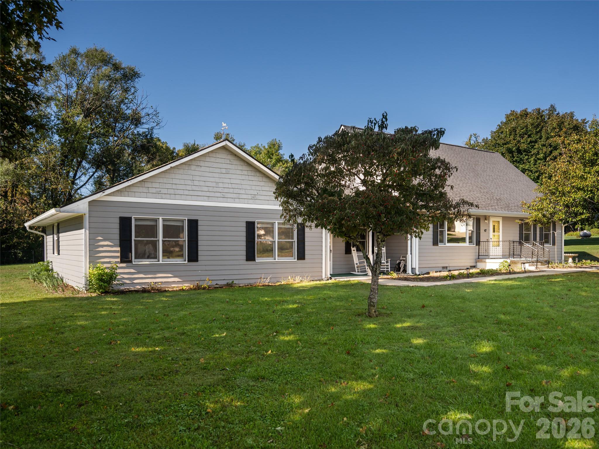 47 Cane Creek Circle Property Photo 1
