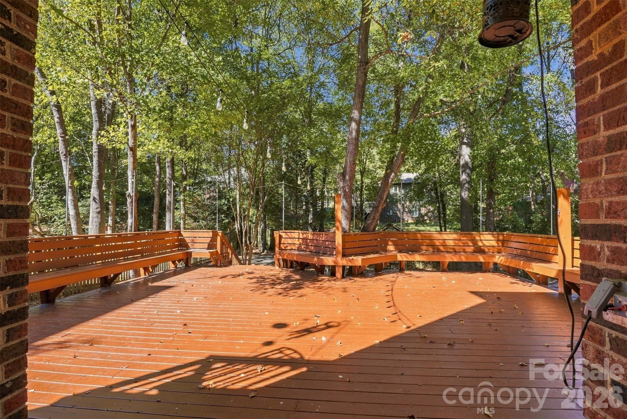 223 N Brackenbury Lane Property Photo 42