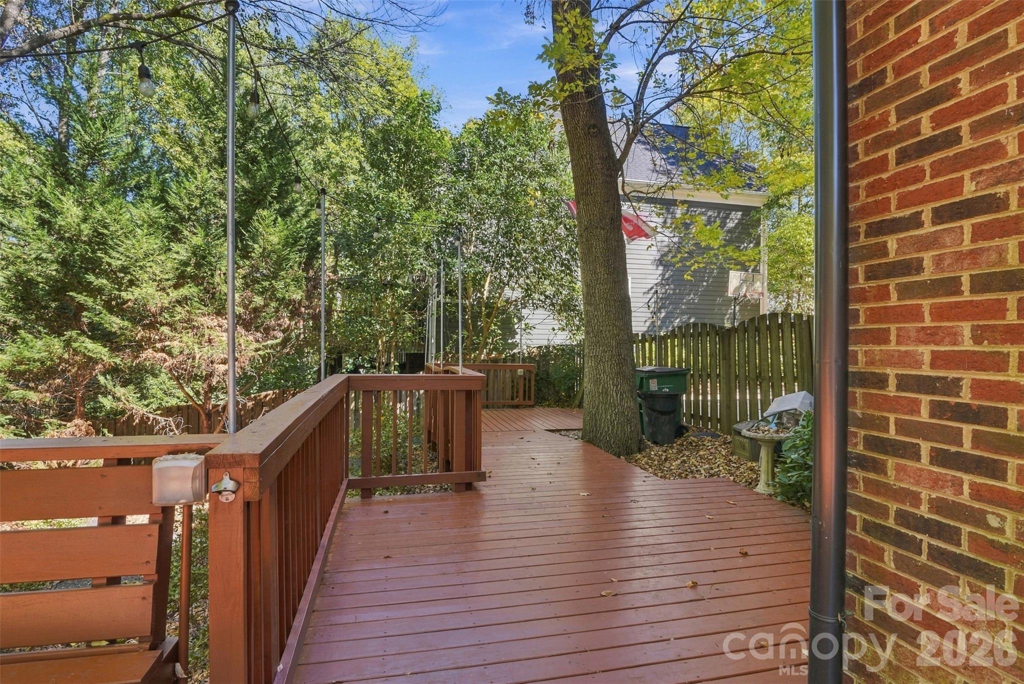 223 N Brackenbury Lane Property Photo 43