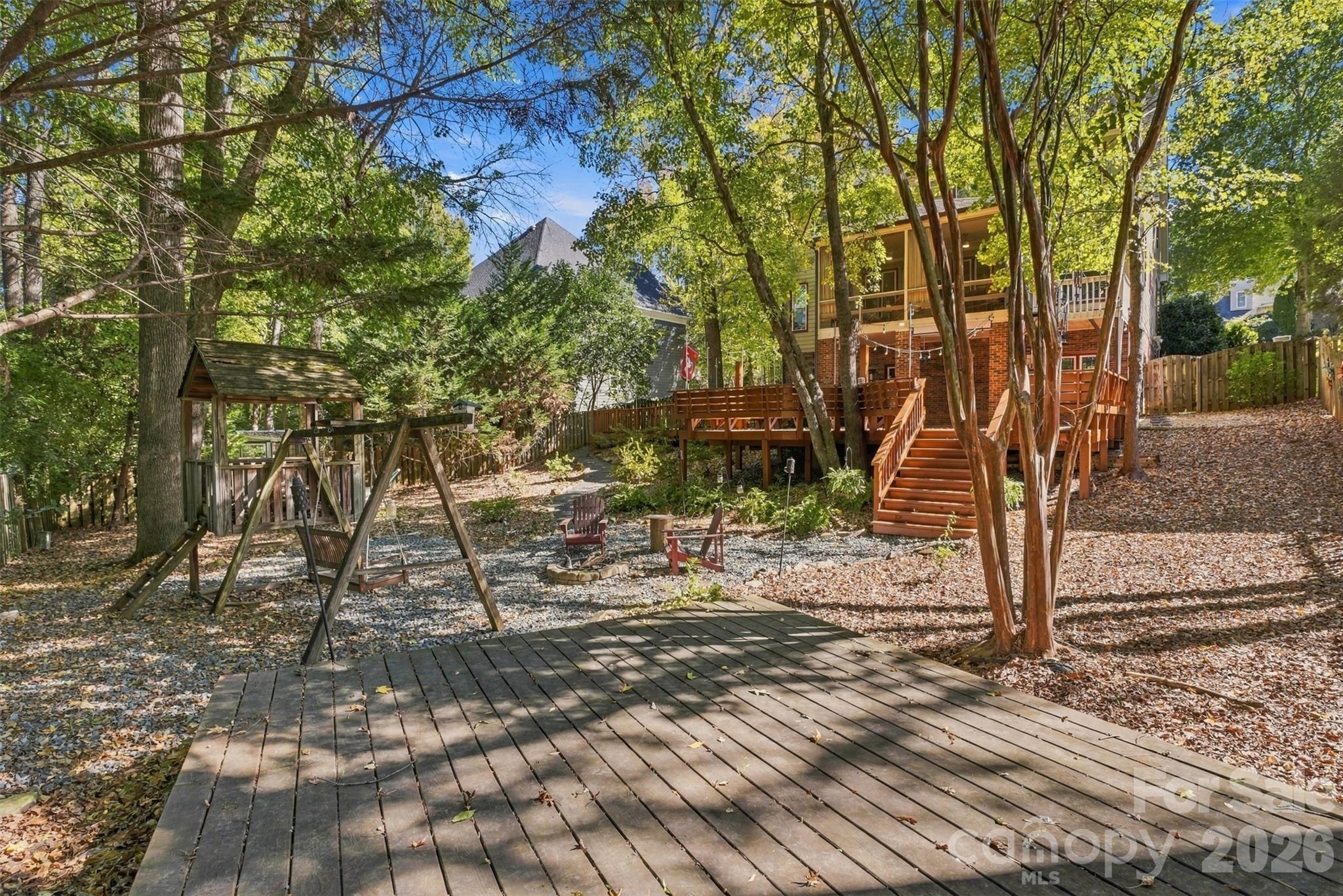 223 N Brackenbury Lane Property Photo 44
